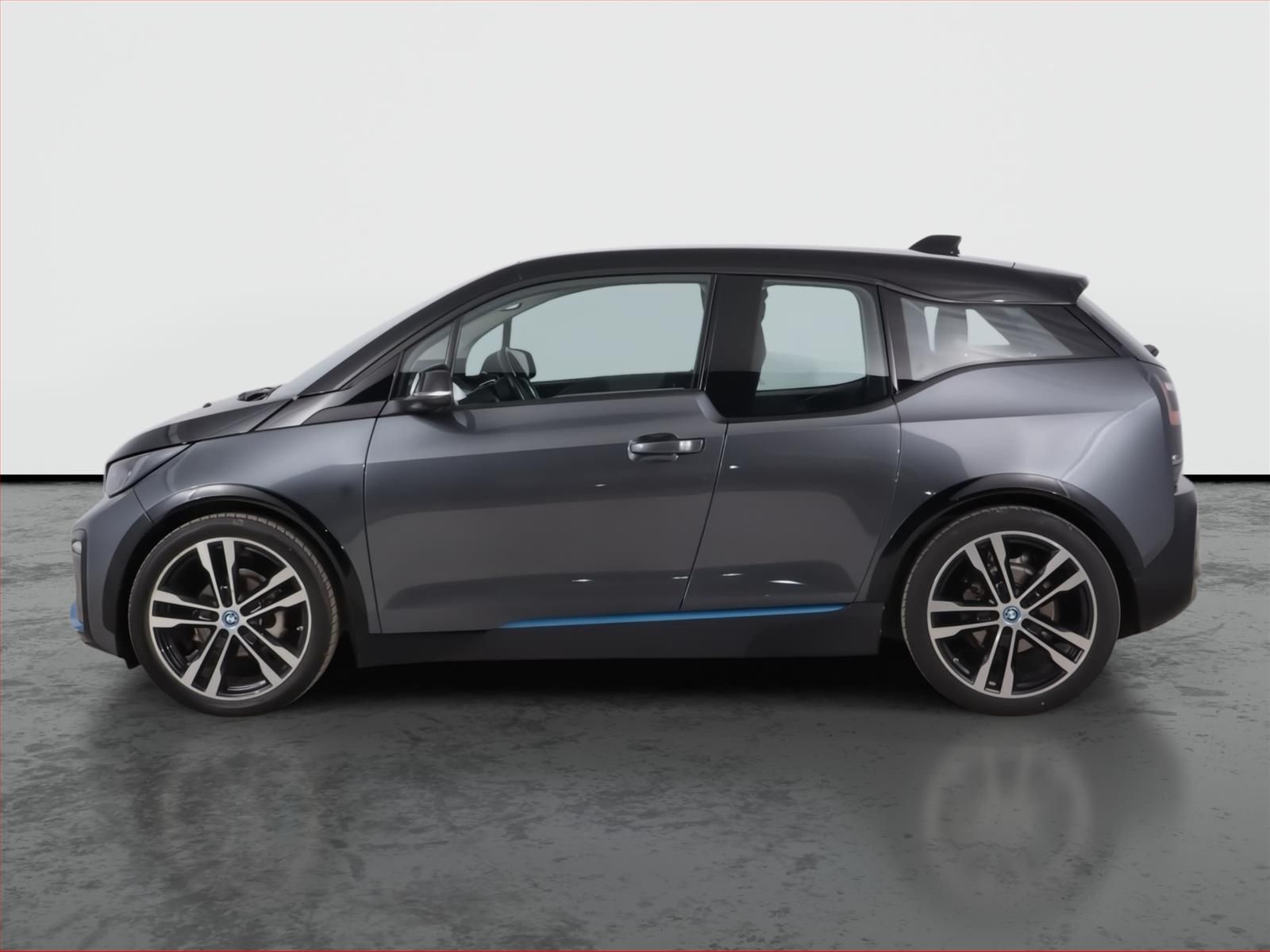 BMW i3, i3s 120Ah BEV, SoH 95% - fotka 3