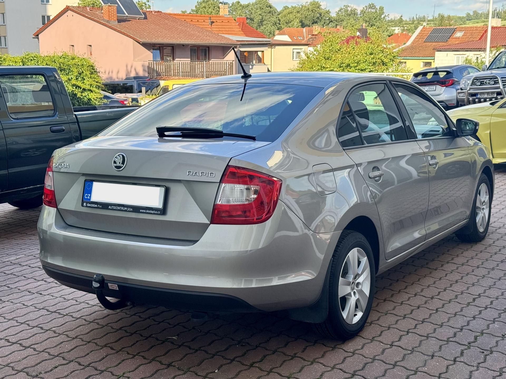 Škoda Rapid, 1.2TSI Ambition ČR - fotka 4