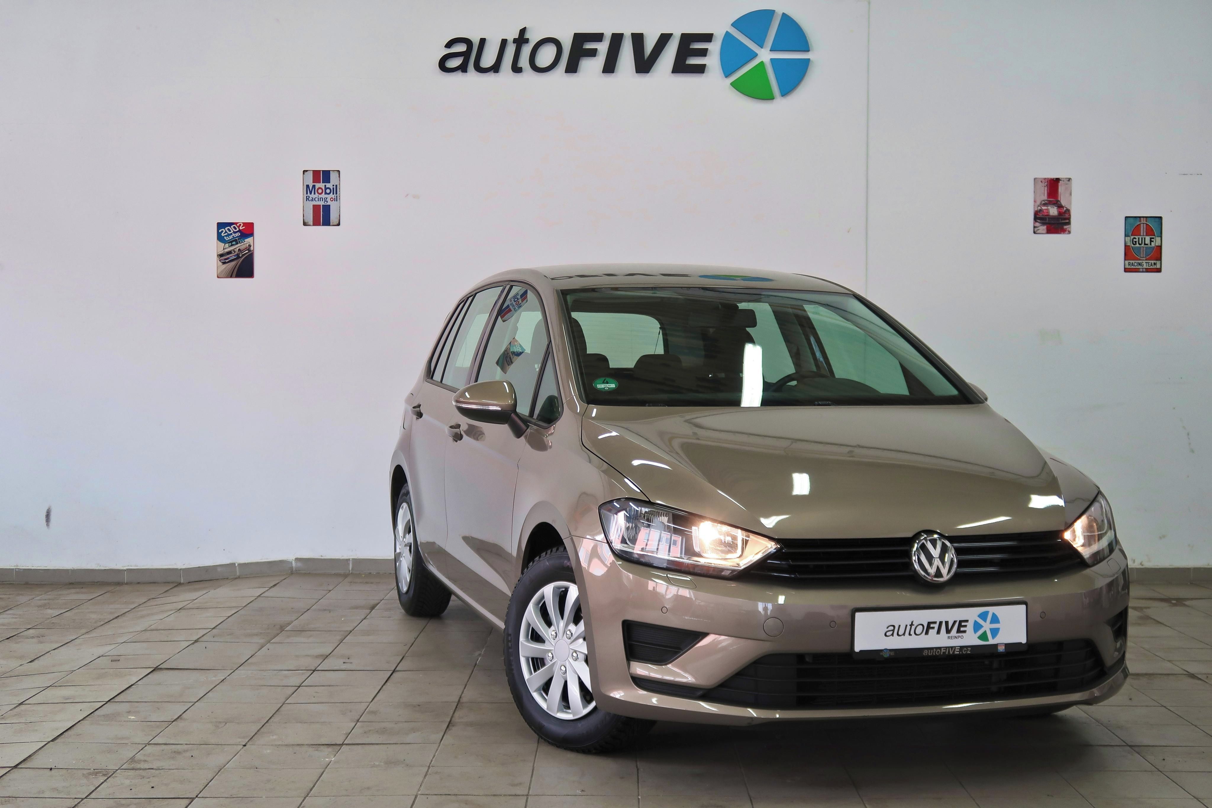 Volkswagen Golf Sportsvan, 1.2TSI 81kW,VÝHŘEV,SENZORY,ZÁR