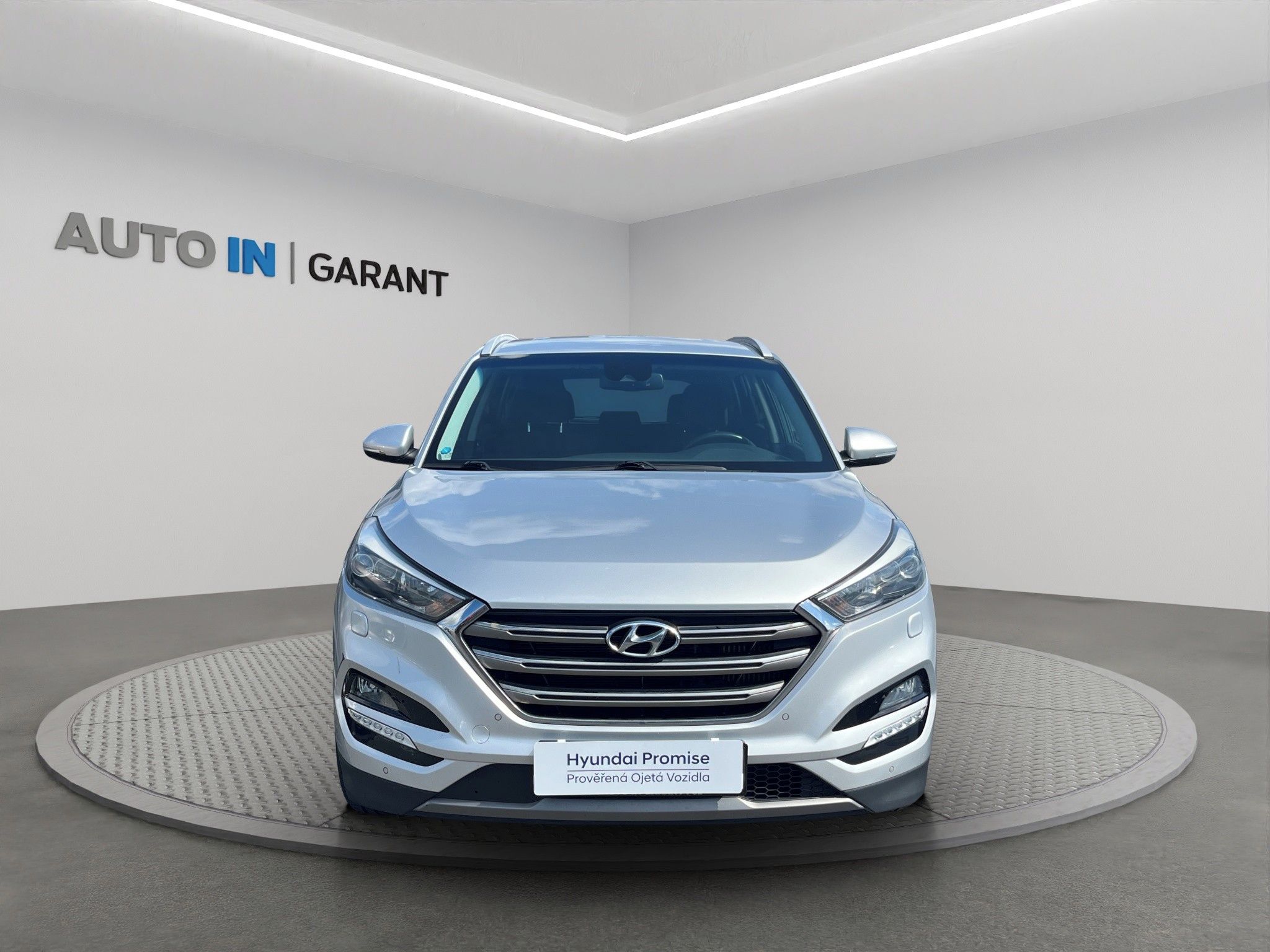 Hyundai Tucson, 2.0 100kw, 4x4, ČR, Serv.kniha - fotka 2