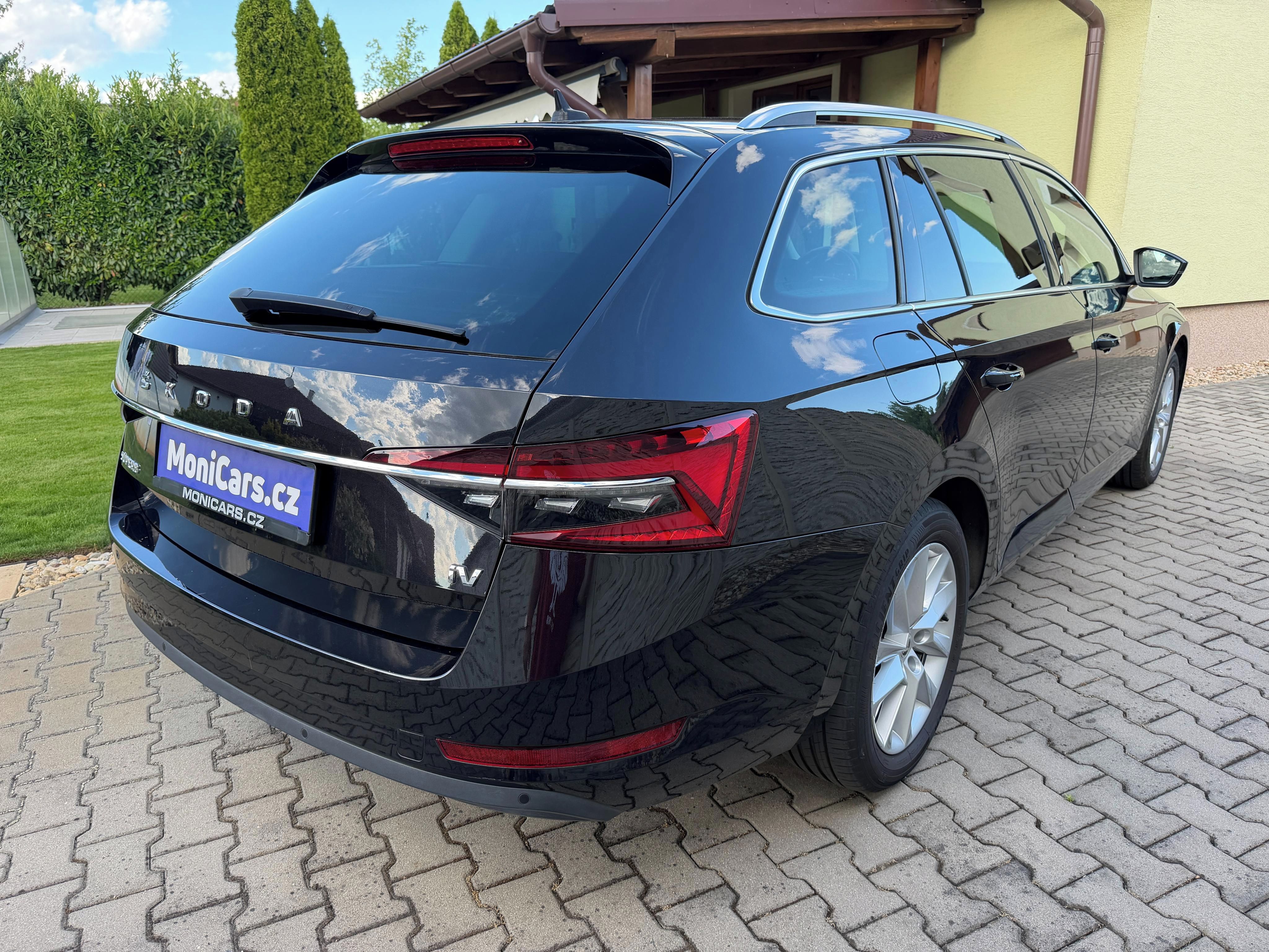 Škoda Superb, 1.4 iV TSI Style 160kW DSG - fotka 5
