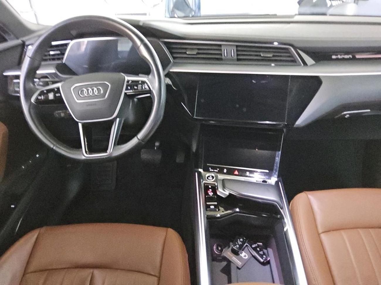 Audi e-tron, 55 QUATTRO 300kw S LINE SOH97% - fotka 4