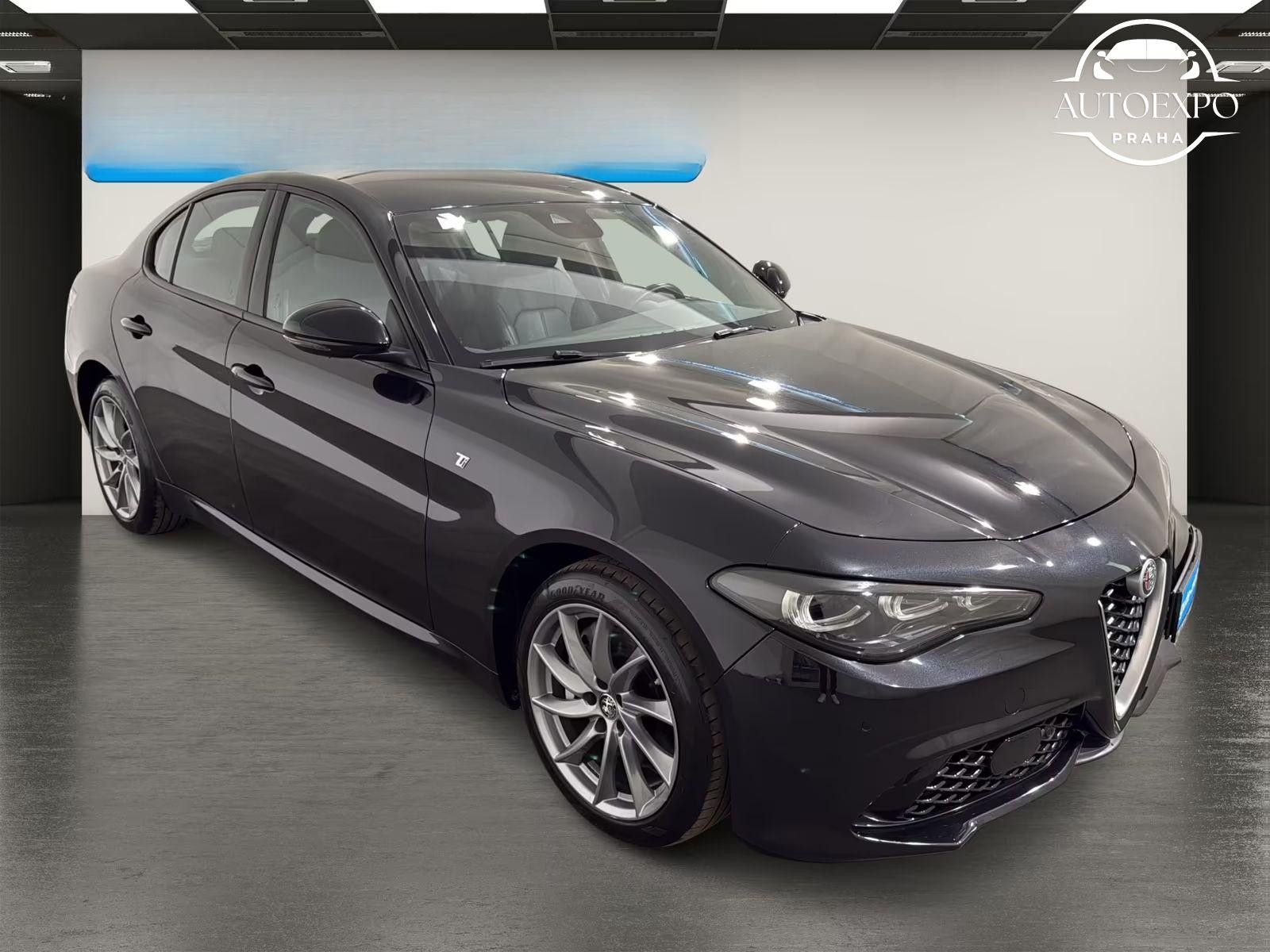 Alfa Romeo Giulia, 2.0 Ti Q4 | MATRIX* LED - fotka 2