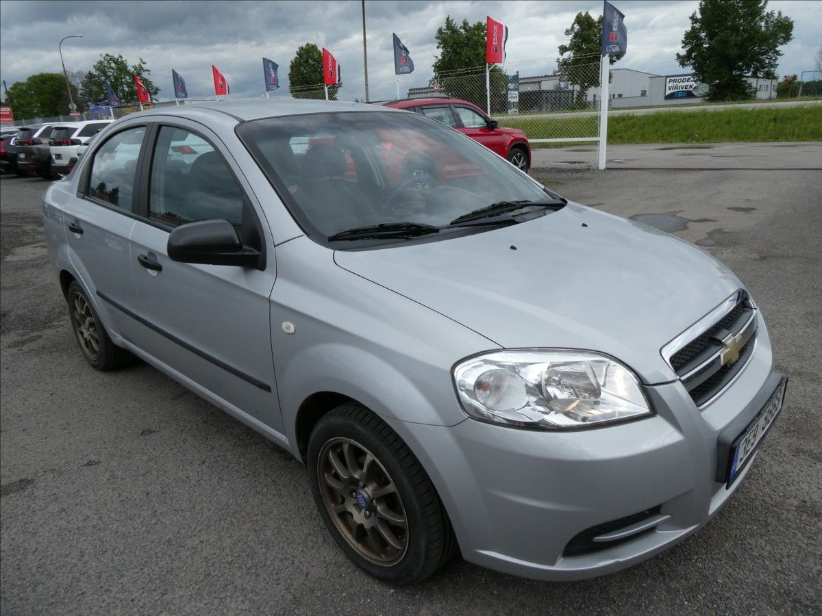 Chevrolet Aveo, 1,4 i 74kW 2x kola, 1.MAJITEL