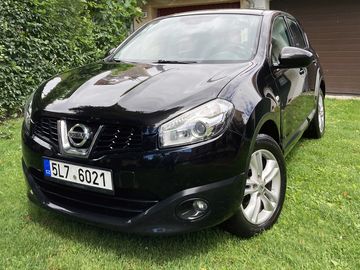 Nissan Qashqai + NOVÉ DISKY!!!