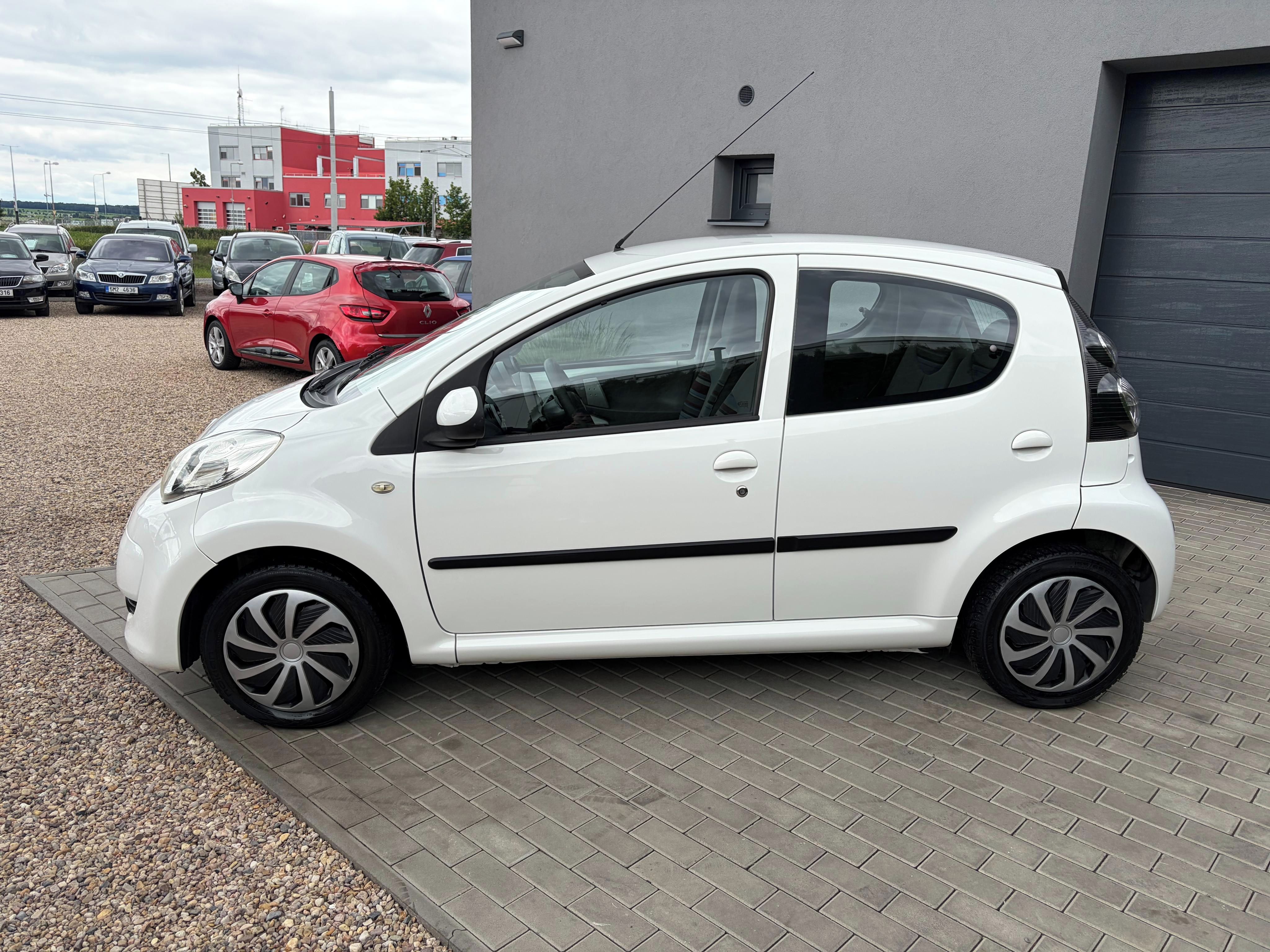 Citroën C1, 1.0i 50KW, AC, Nová STK - fotka 6