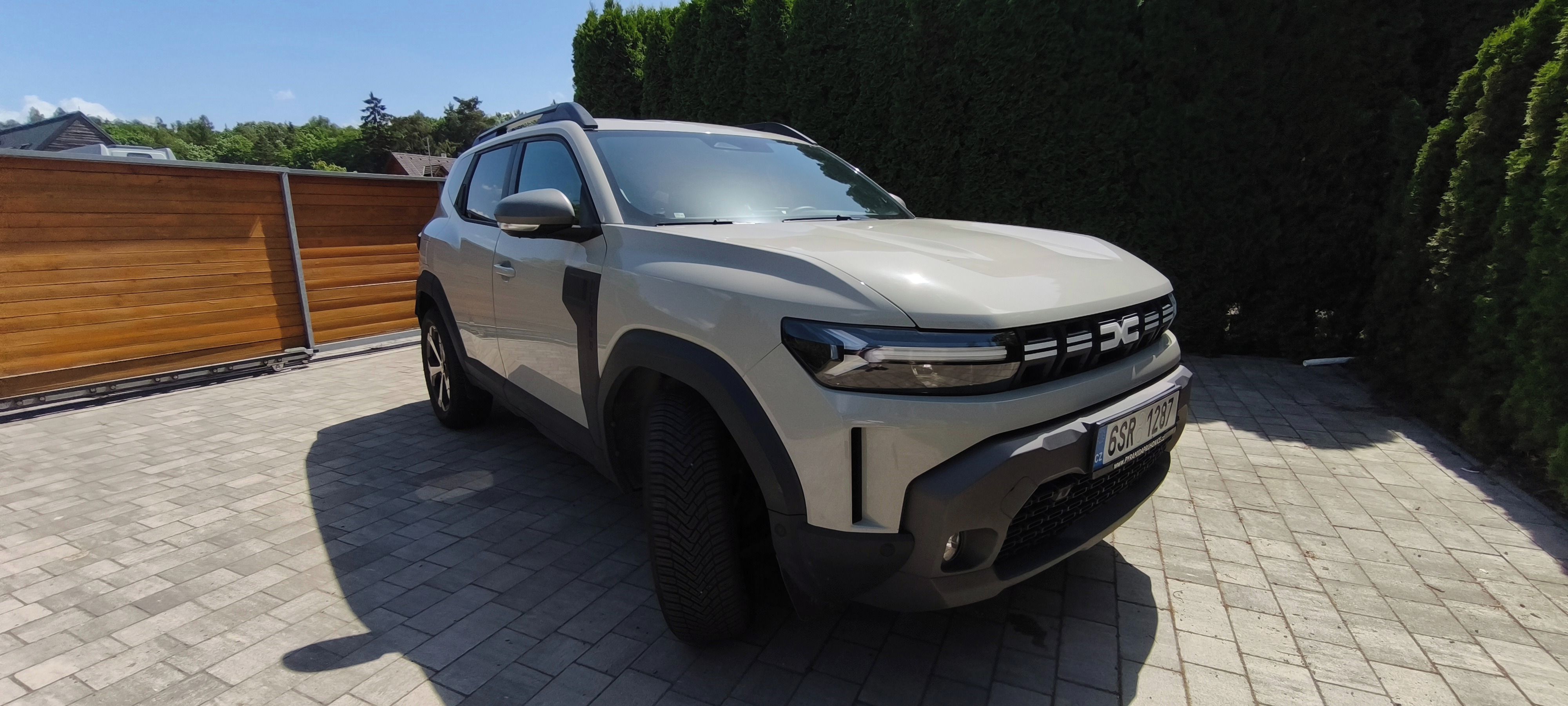 Dacia Duster, journey mild hybrid 130 - fotka 5