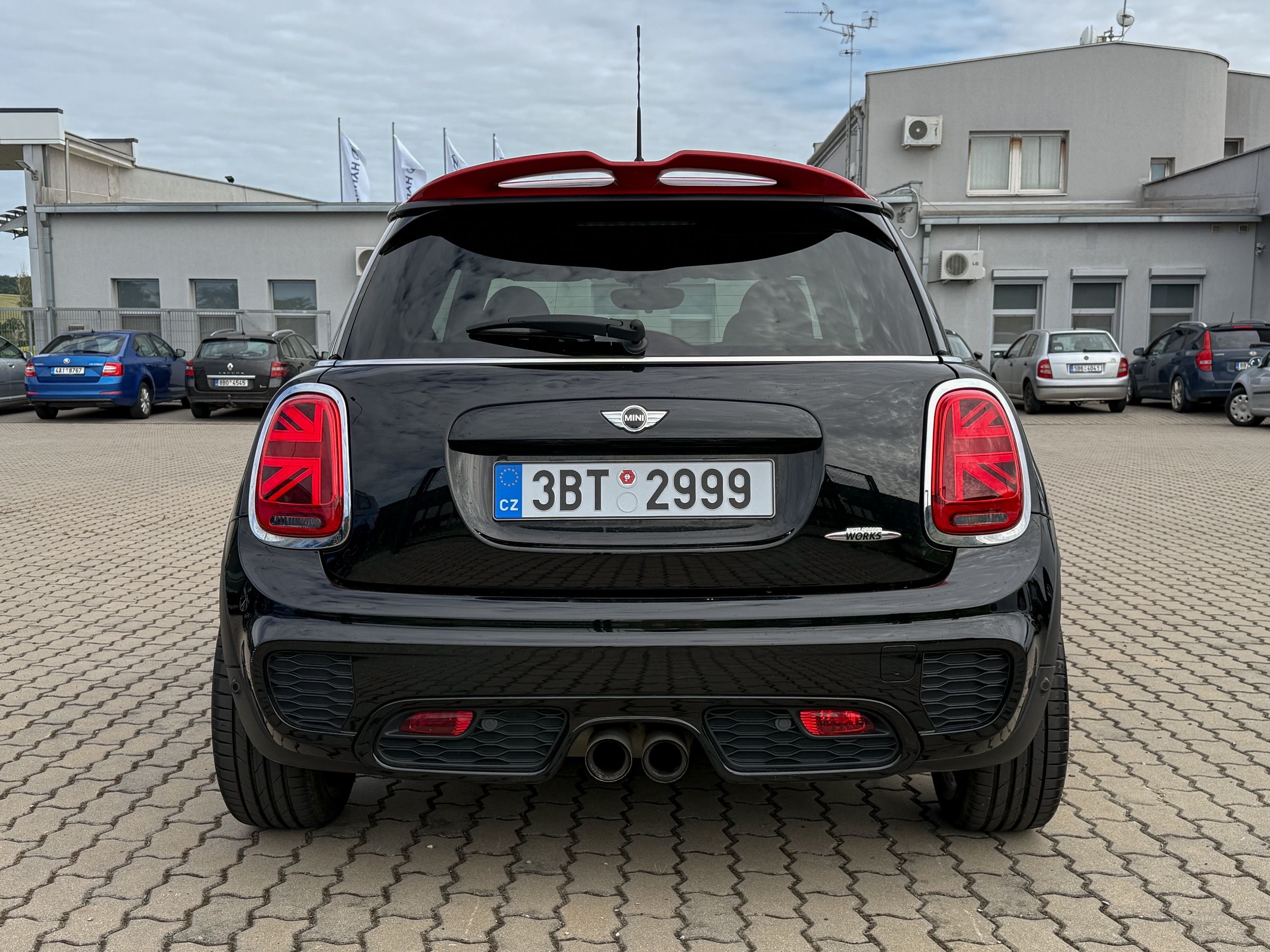 Mini Cooper, 2.0 JCW AT - fotka 6