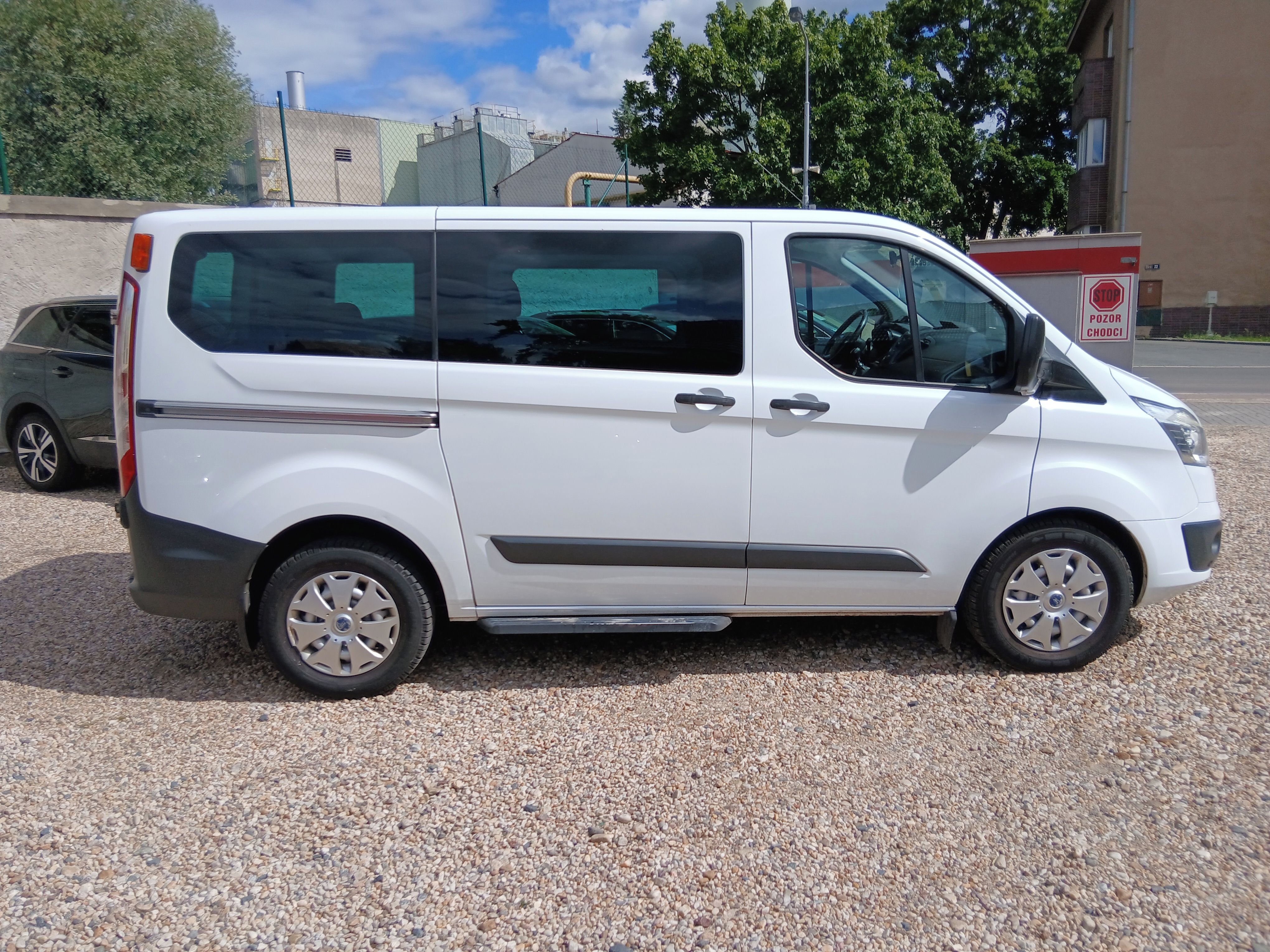 Ford Transit Custom, 2.0TDCi 96KW 9Míst S.kniha - fotka 4