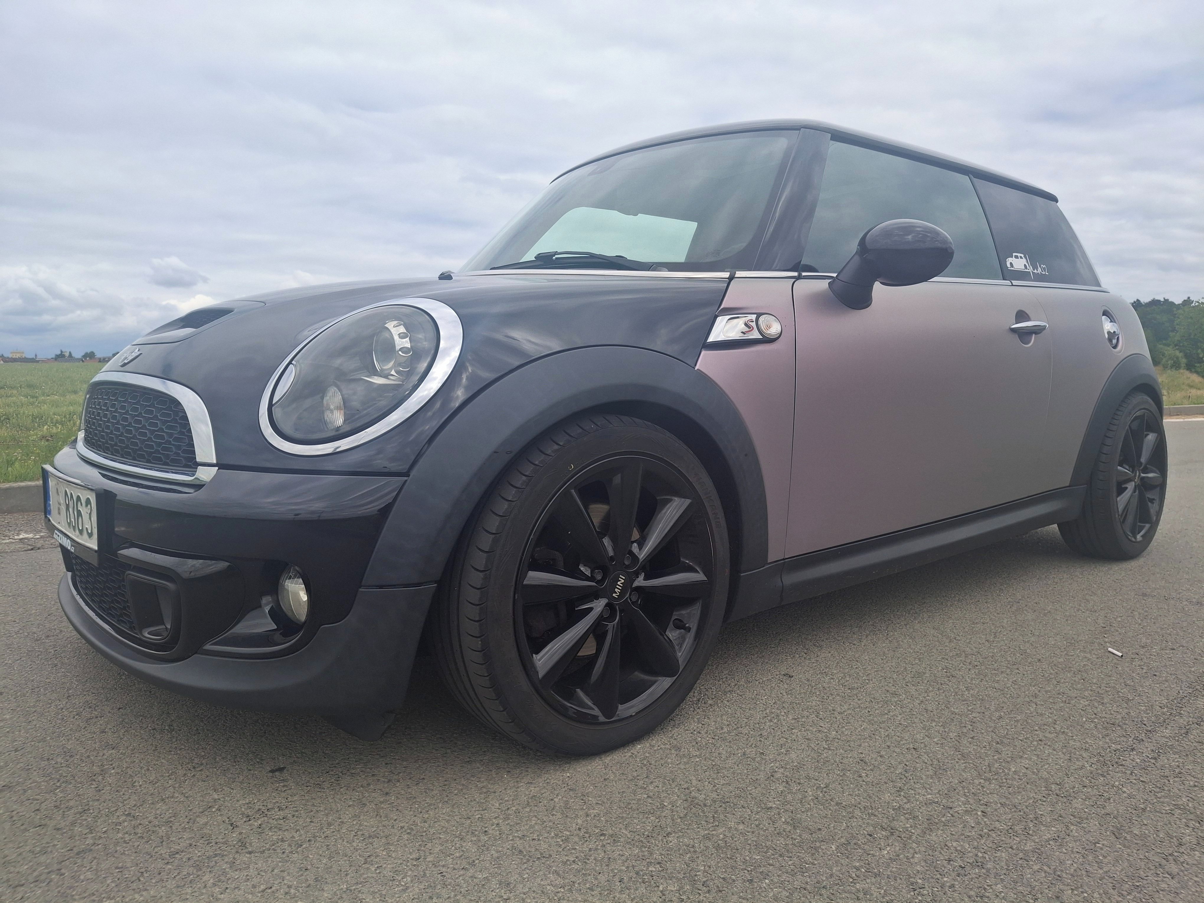 Mini Cooper S, CHILLI,KŮŽE,ALU,EL.OKNA,PANO