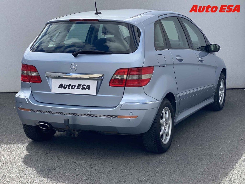 Mercedes-Benz Třídy B, 1.7i B170 - fotka 4