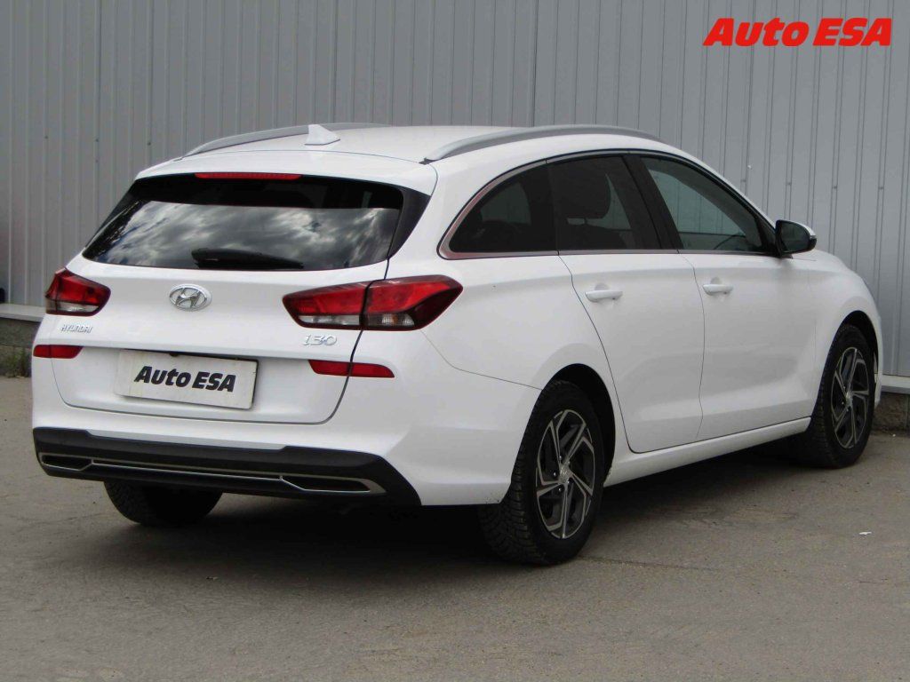 Hyundai i30, 1.0 TGDi,Smart - fotka 4