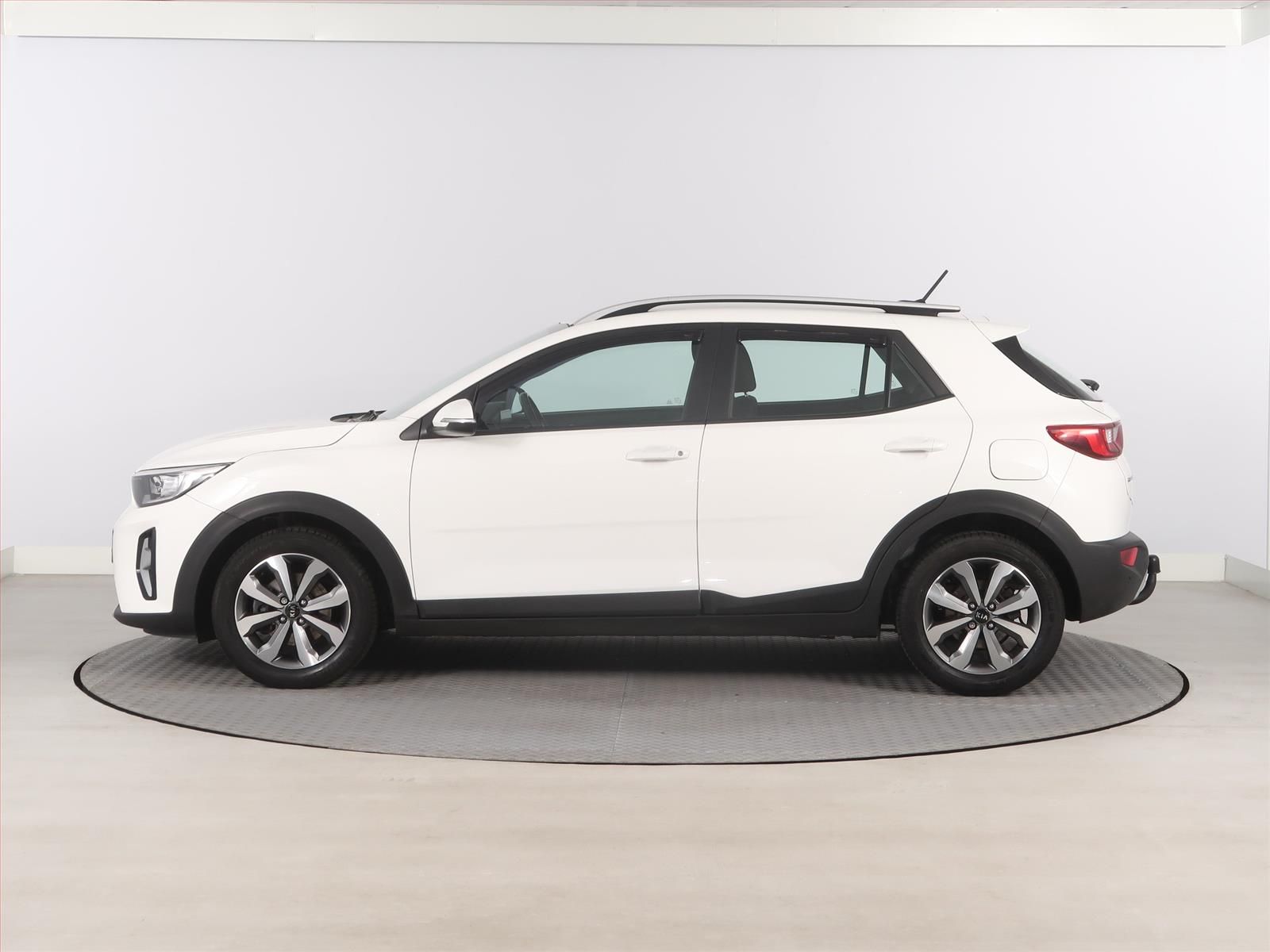 Kia Stonic, 1.0 T-GDI, Serv.kniha - fotka 3