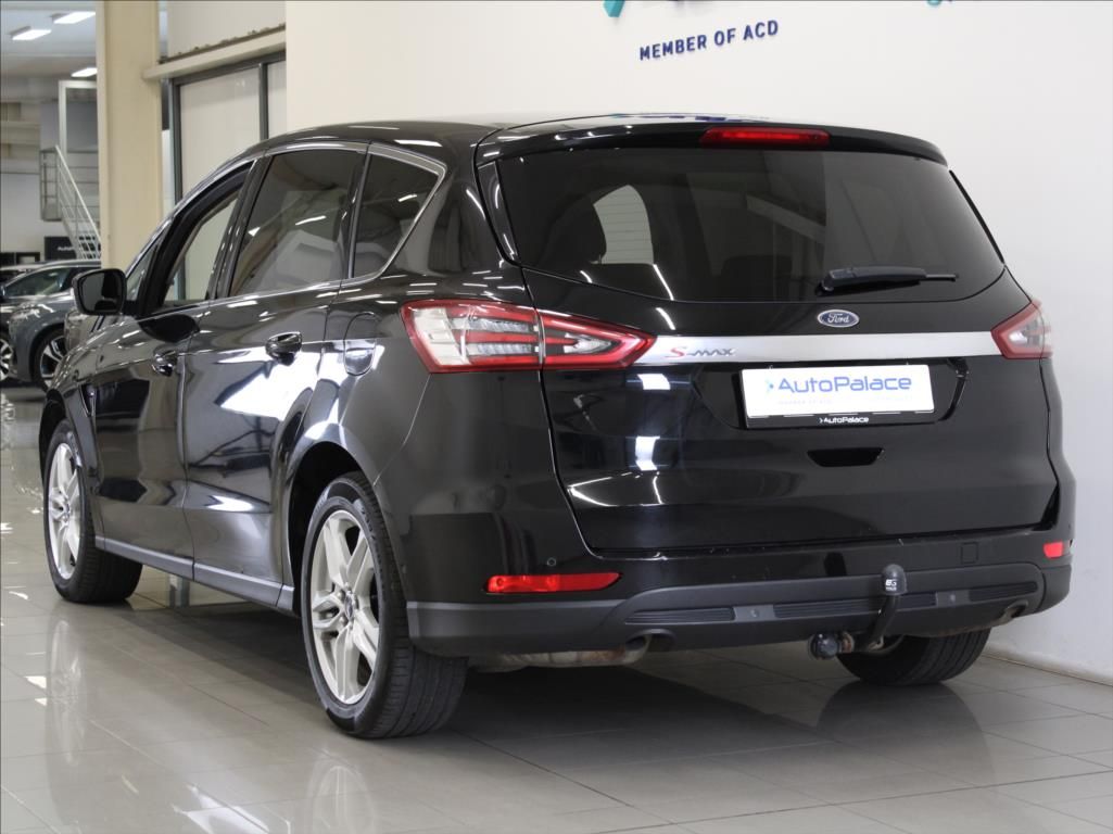 Ford S-MAX, 2,0 TDCi 110kW Titanium Tažné - fotka 3