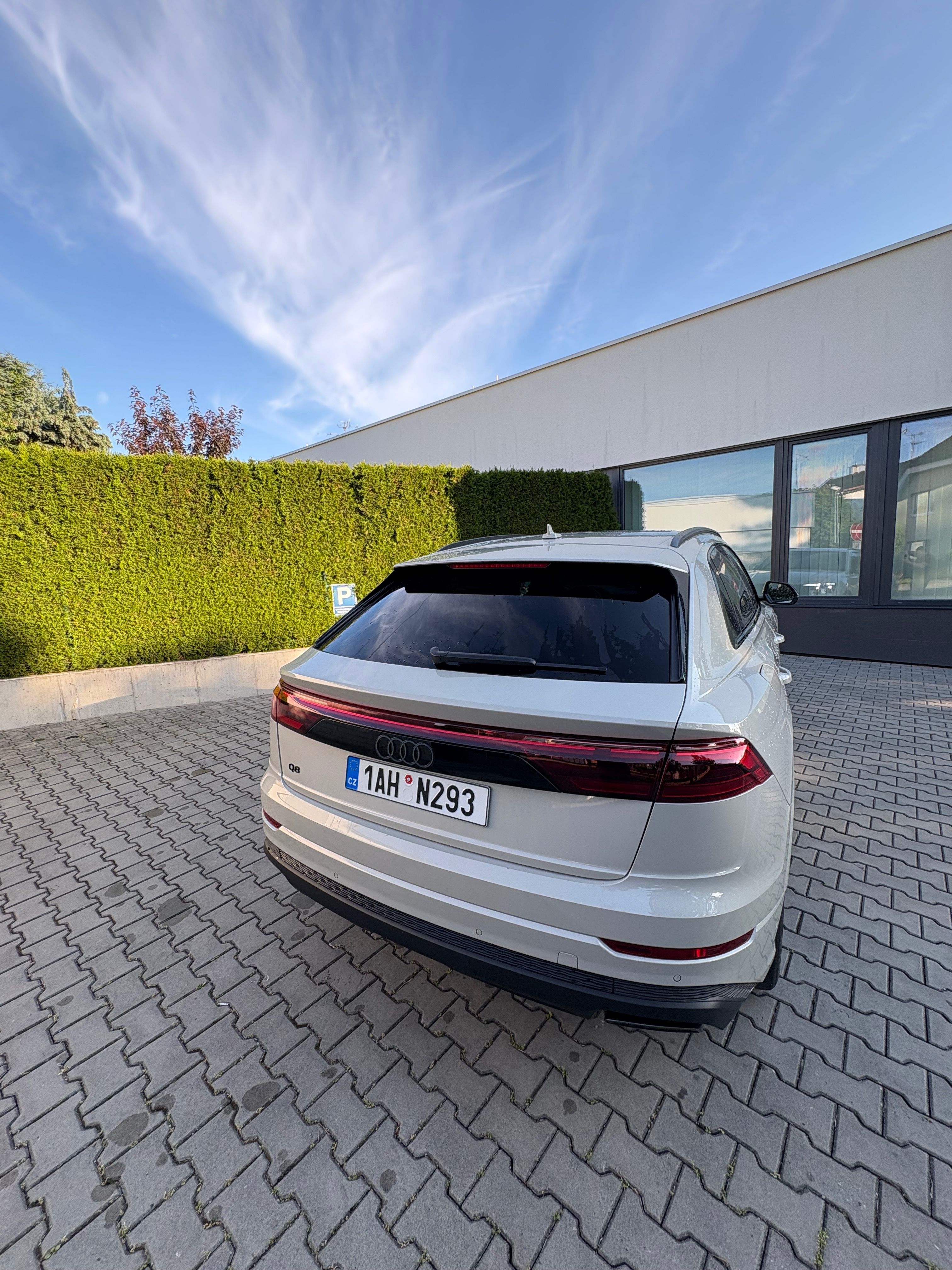 Audi Q8, Audi Q8 - fotka 5