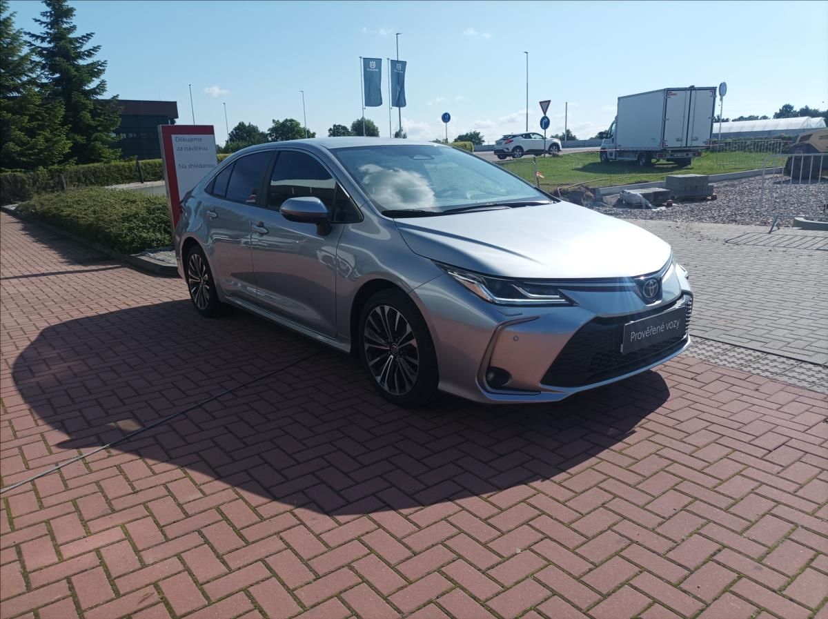 Toyota Corolla, 1,5 Style - fotka 5