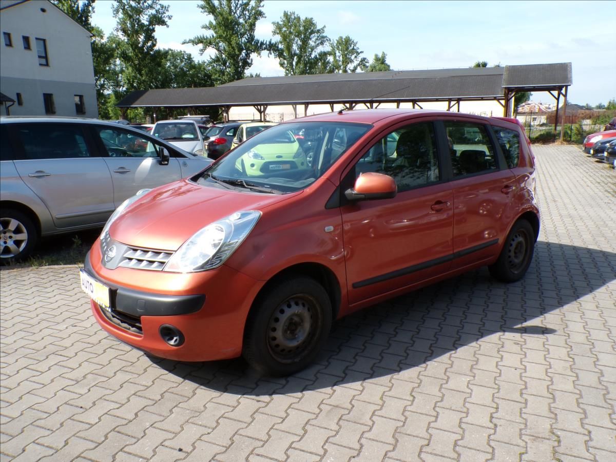Nissan Note, 1,4 i  TAŽNÉ ZAŘÍZENÍ - fotka 3
