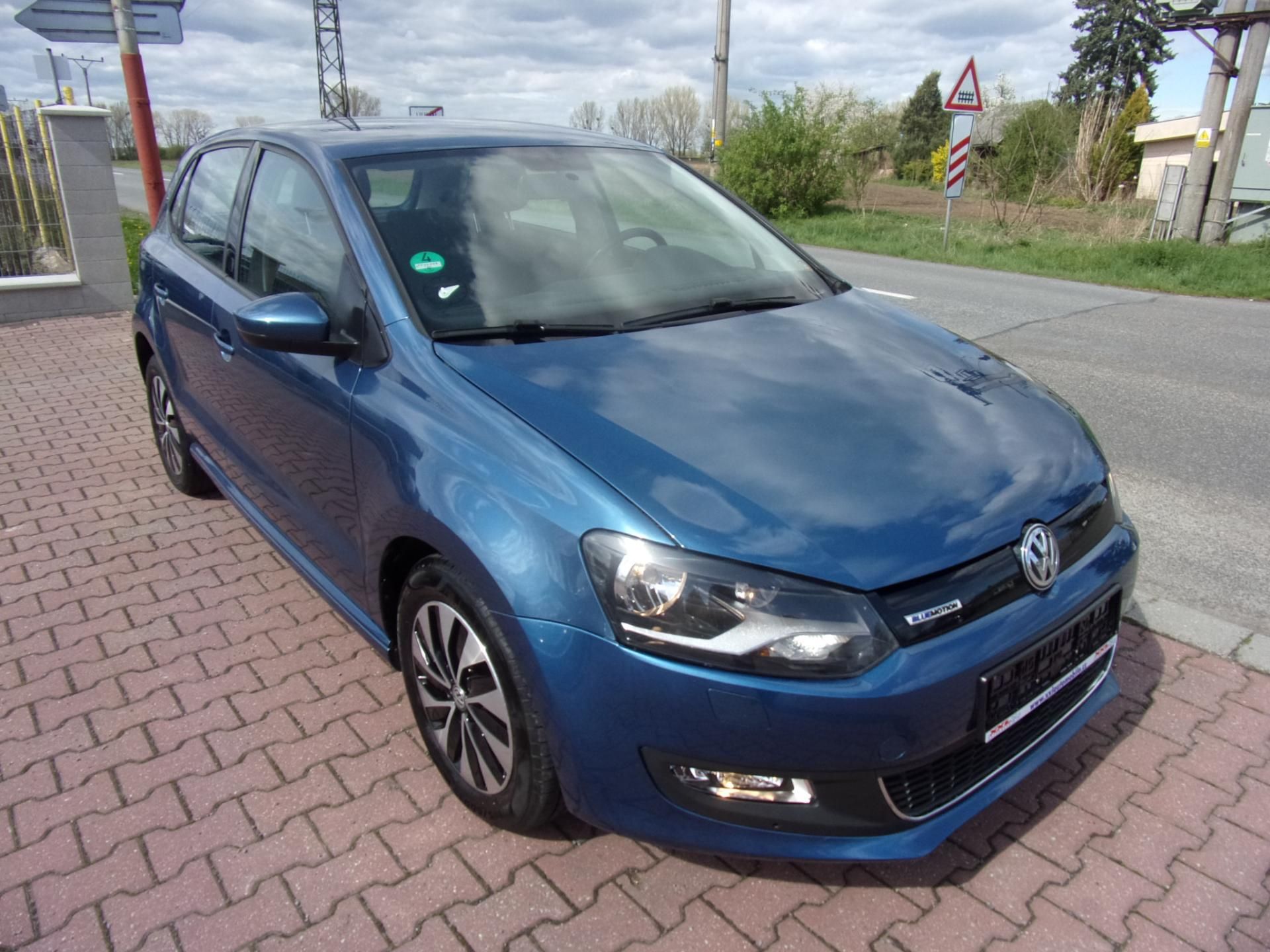 Volkswagen Polo, 1,0TSI KLIMA TEMP VÝHŘEV - fotka 4