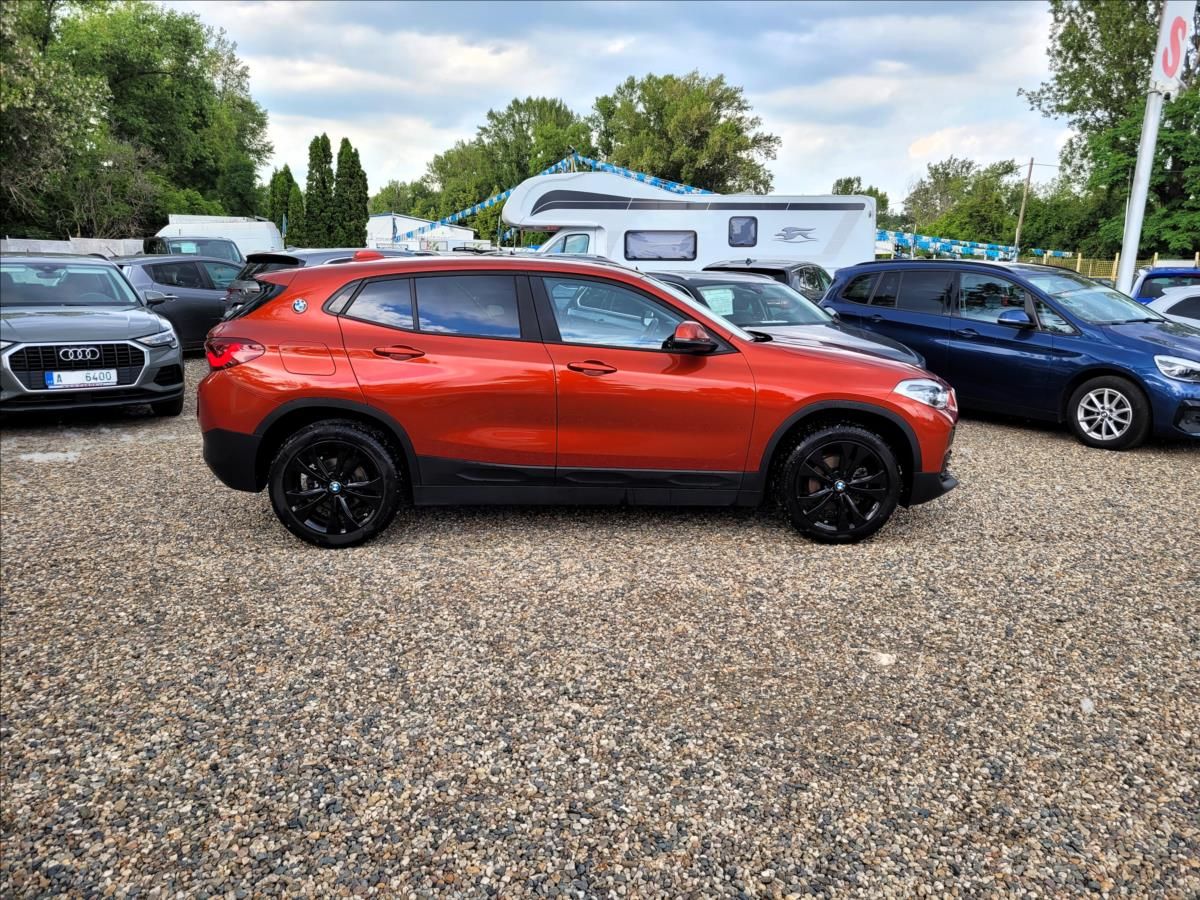 BMW X2, 18i sdrive,led,navi,kůže, - fotka 4