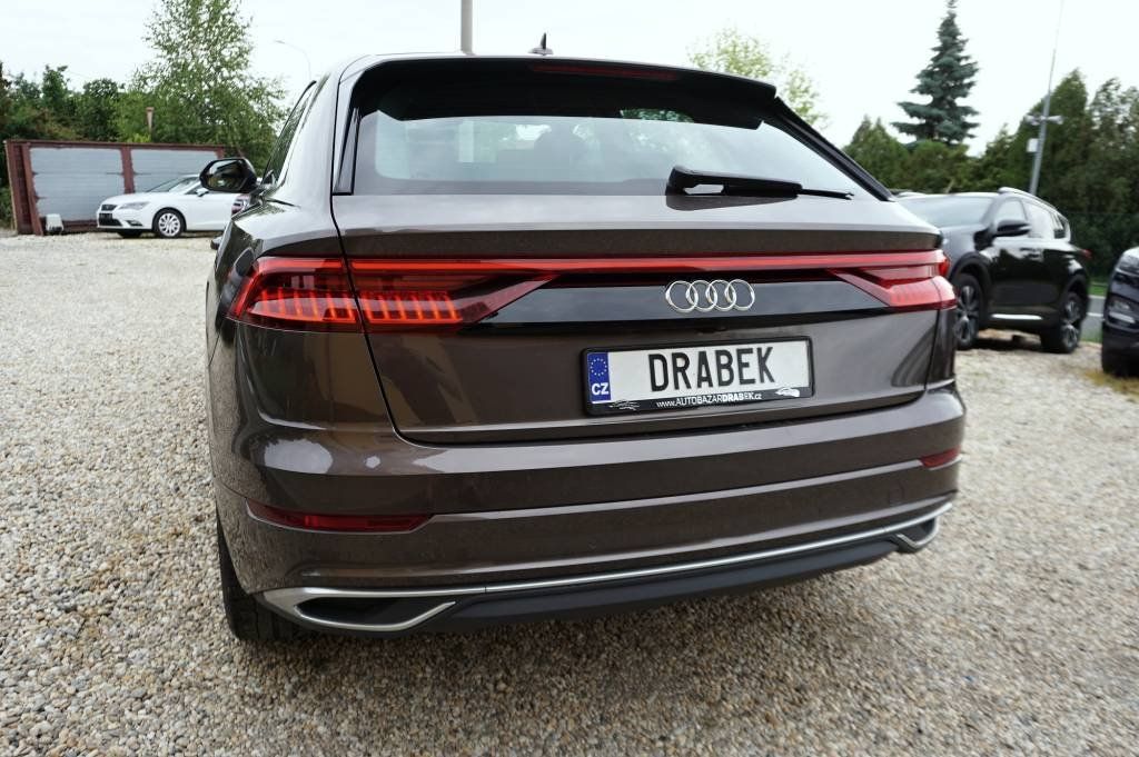 Audi Q8, S-LINE 3,0 TDI 50 210 kW - fotka 6