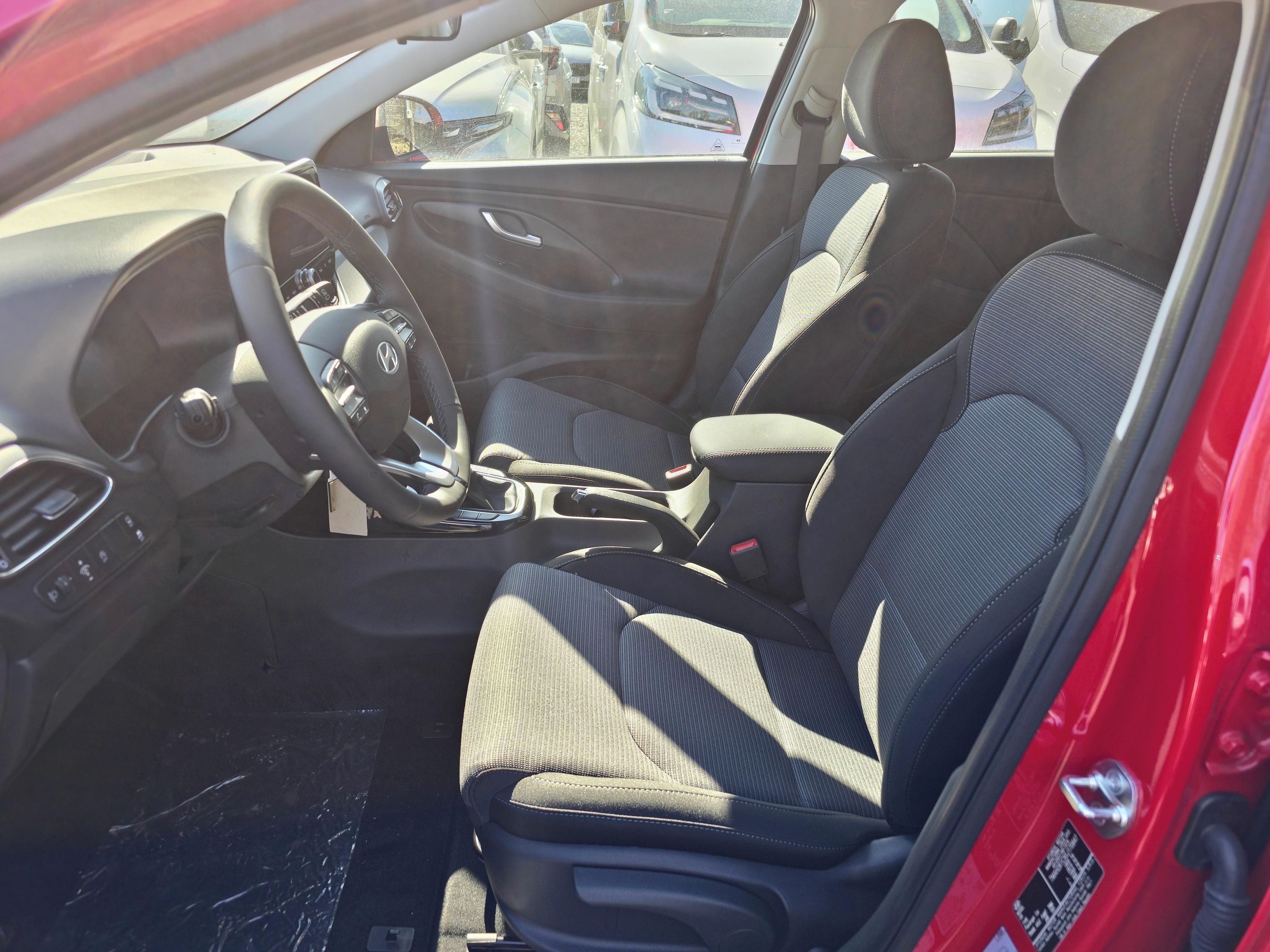 Hyundai i30, KOMBI 1,0 T-GDi (85kW) Comfort - fotka 5