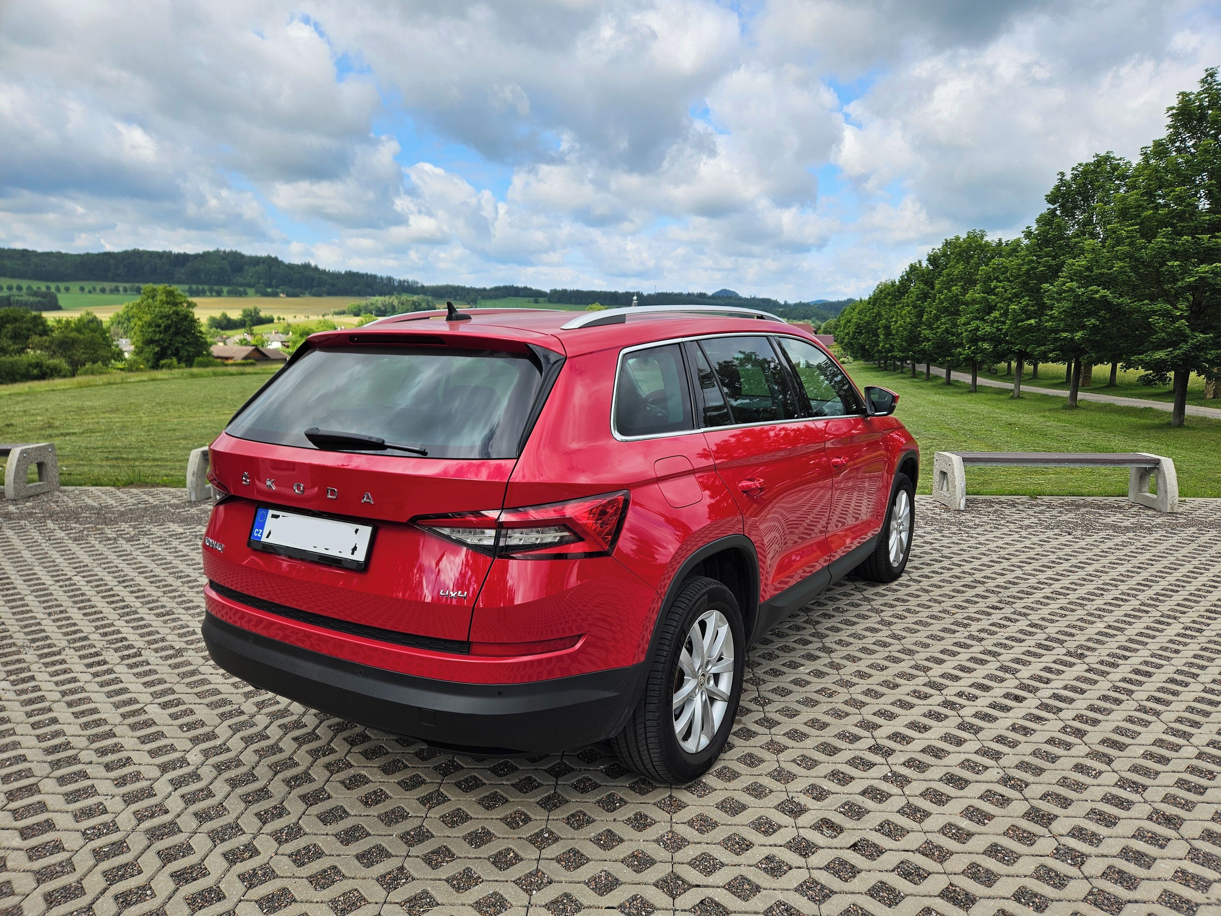 Škoda Kodiaq, 2.0l TDI STYLE EVO 4X4 WEBASTO - fotka 3