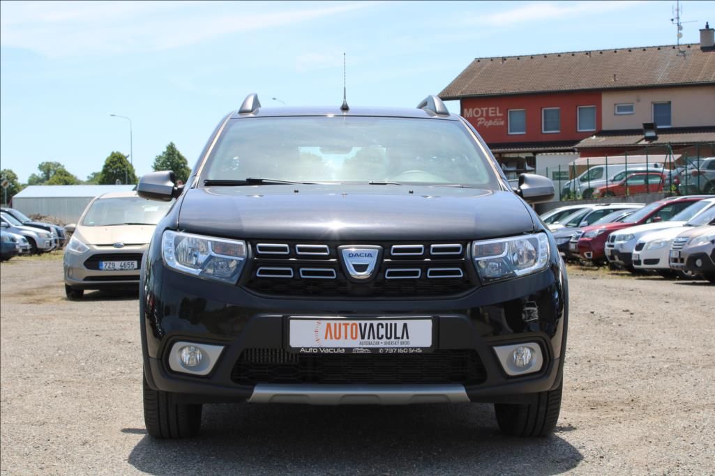 Dacia Sandero, 0,9 TCe  STEPWAY, TOP, ČR - fotka 2