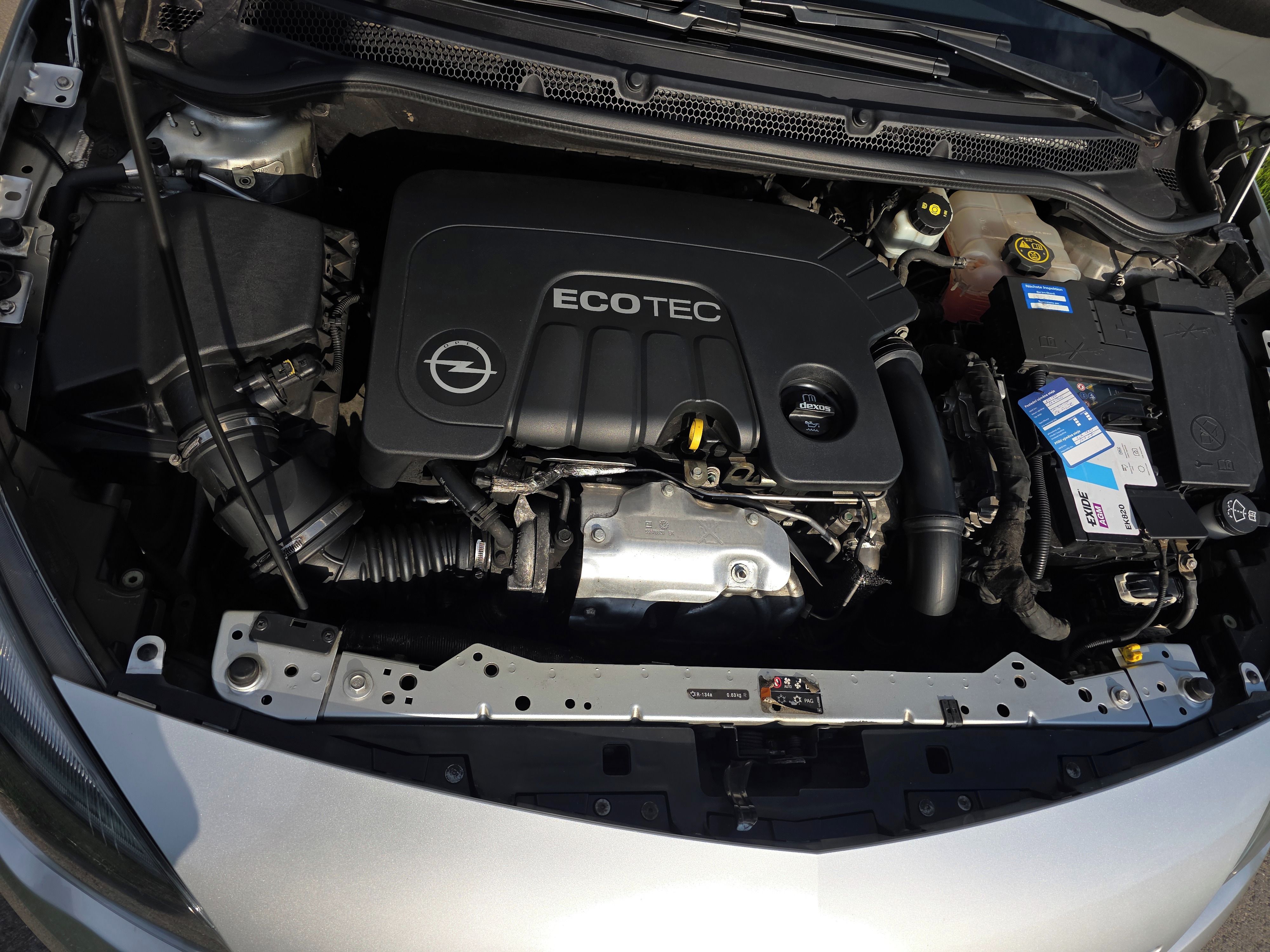Opel Astra, J 1.6 cdti 81 kW - fotka 2