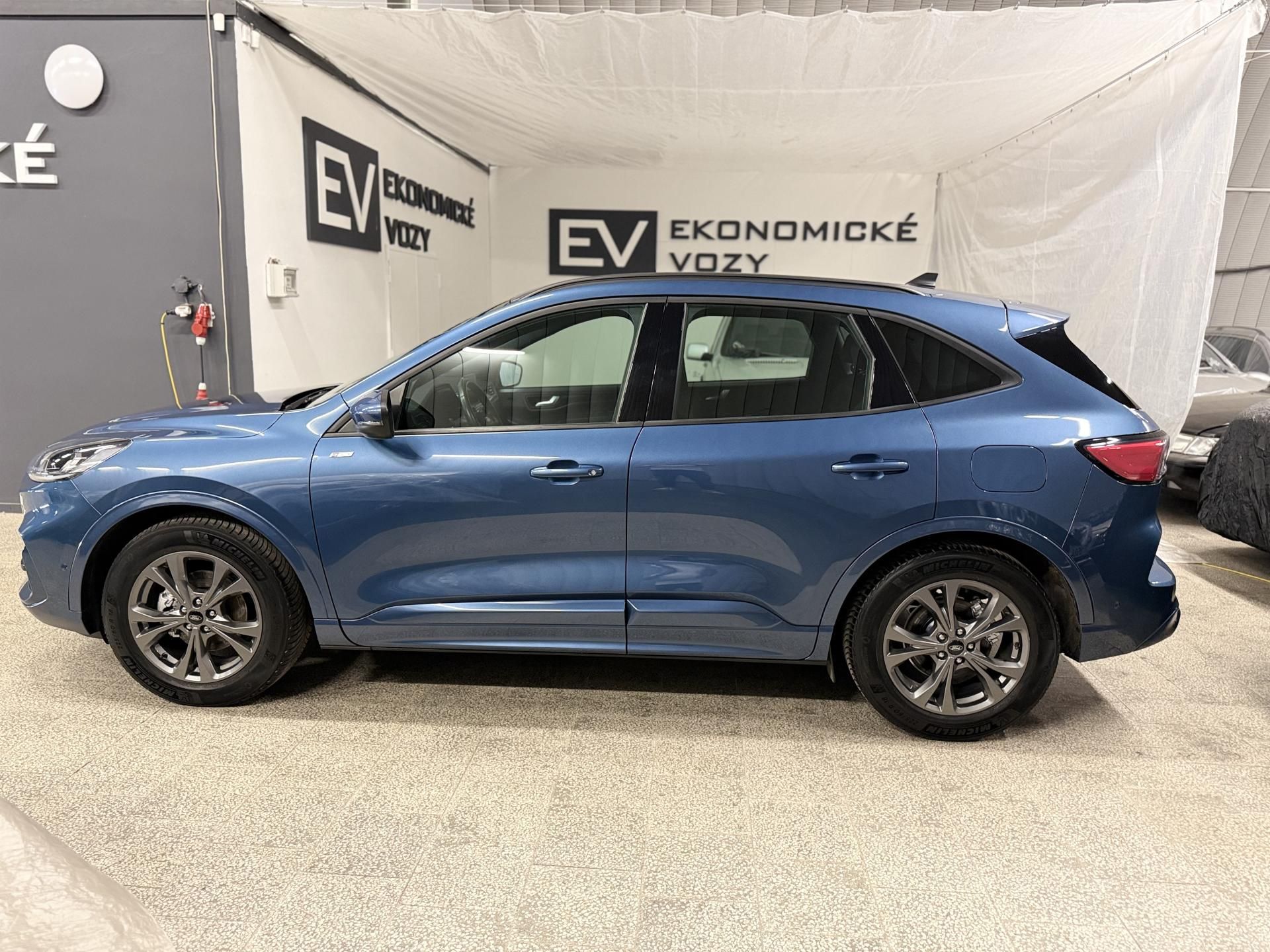 Ford Kuga, 2.5,HYBRID,ST-LINE,E85!! - fotka 4
