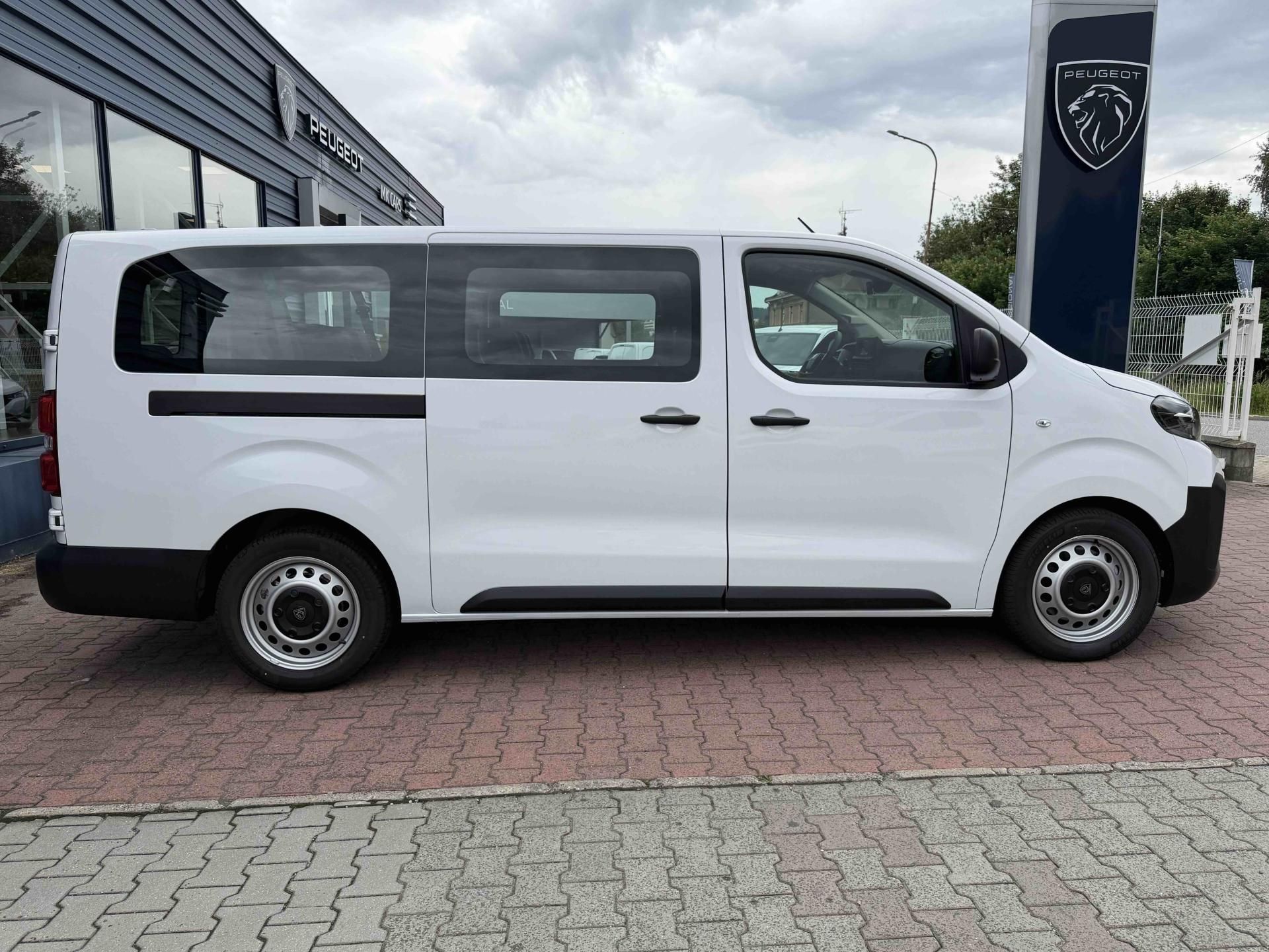 Peugeot Expert, Combi L3 2.2 BlueHDi 150 MAN6 - fotka 6