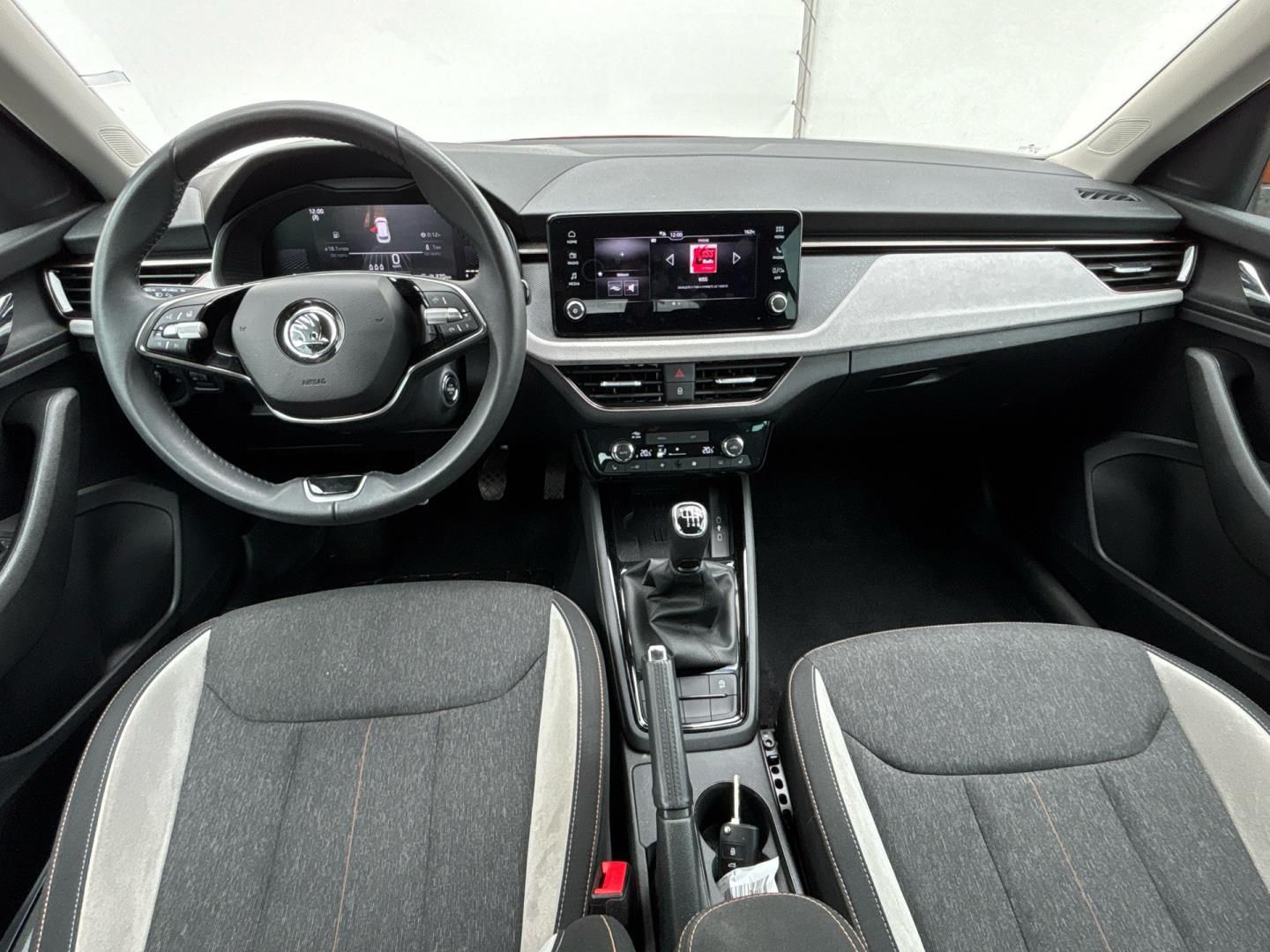 Škoda Kamiq, 1.0 TSI / 85 kW Top Selection - fotka 5