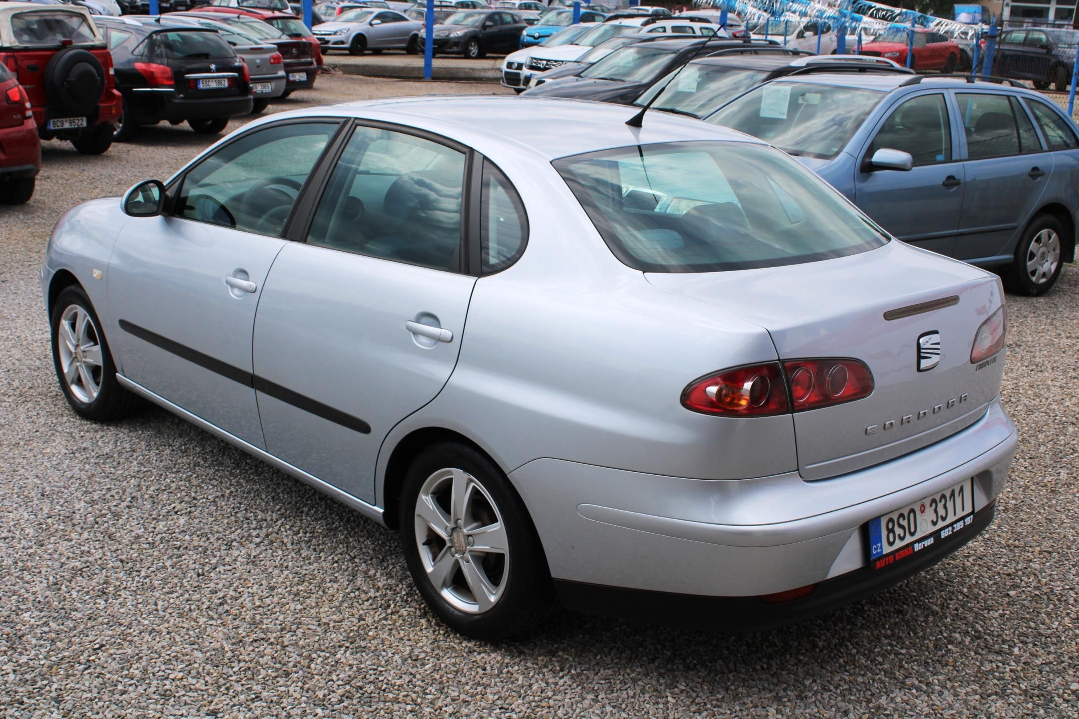 Seat Cordoba, 1,2i KLIMA EL.OKNA ALU - fotka 5