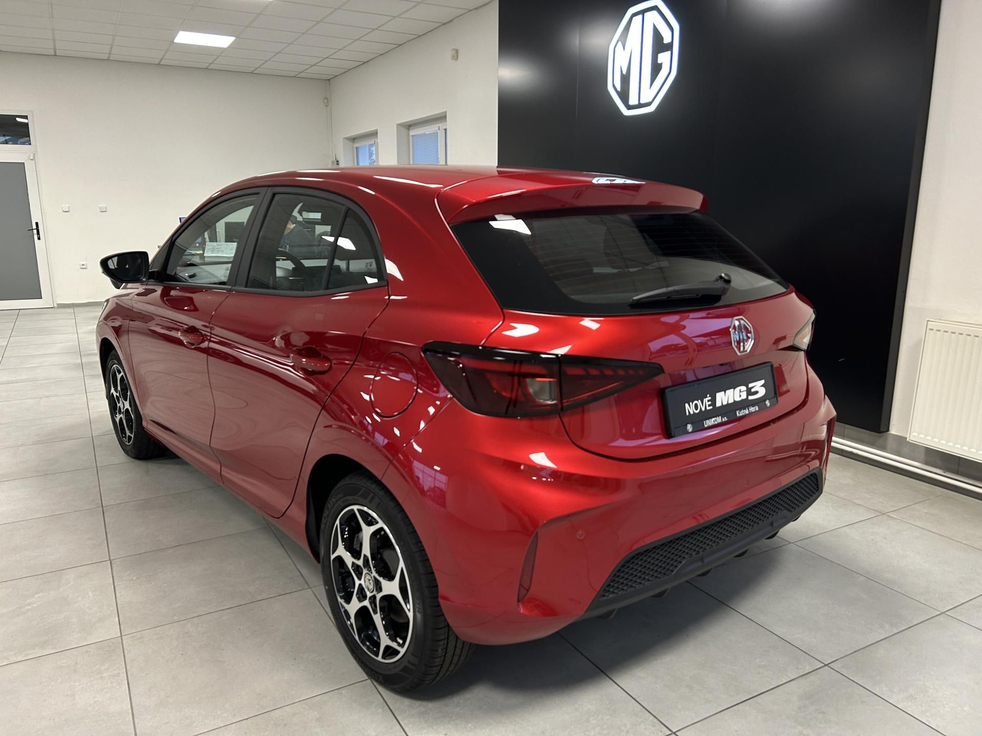 MG MG3, HEV 1,5 EXCLUSIVE Hybrid+ - fotka 3