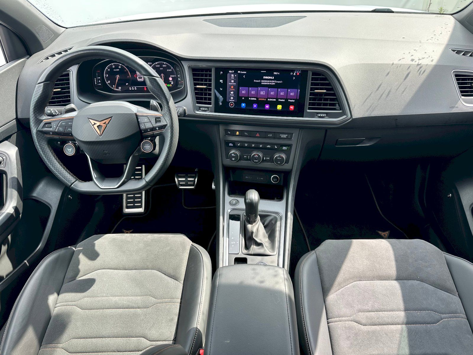 Cupra Ateca, 2.0 TSI 221 kW Tribe Edition D - fotka 5