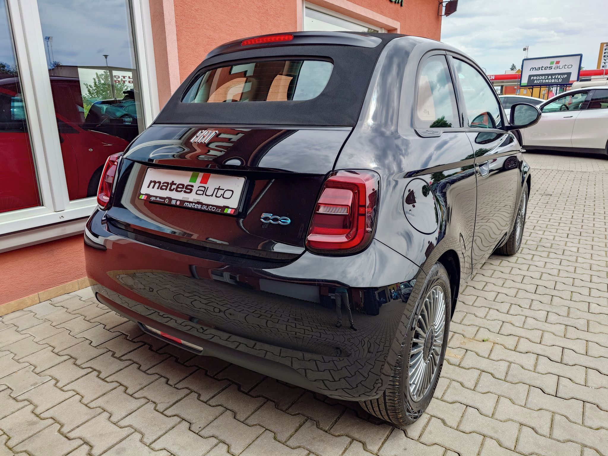 Fiat 500E, Fiat 500E C - fotka 6