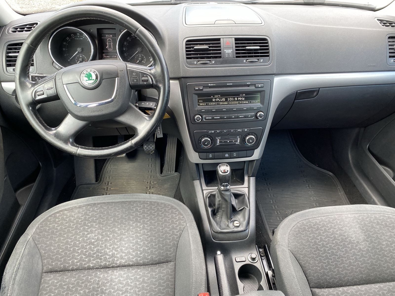Škoda Yeti, 2.0 TDI 4x4 Elegace+ - fotka 5