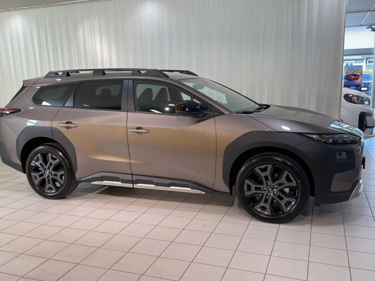 Subaru, E-Outback 74.7 kWh AWD Touring - fotka 3