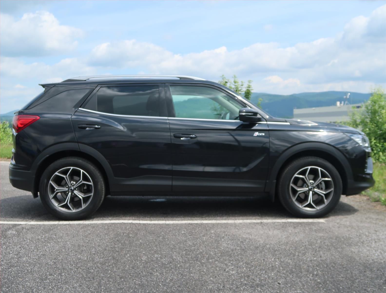 SsangYong Korando, 1.5 T-GDI, Automat, Serv.kniha - fotka 6