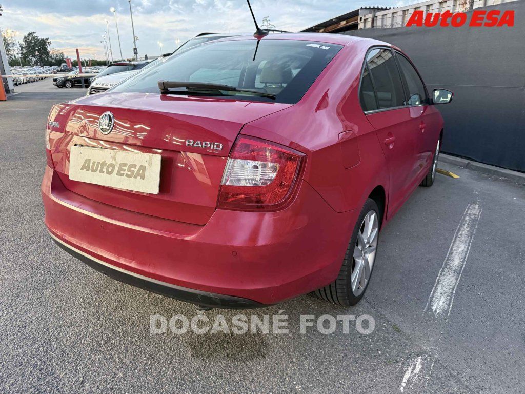 Škoda Rapid, 1.0tsi,ČR - fotka 2
