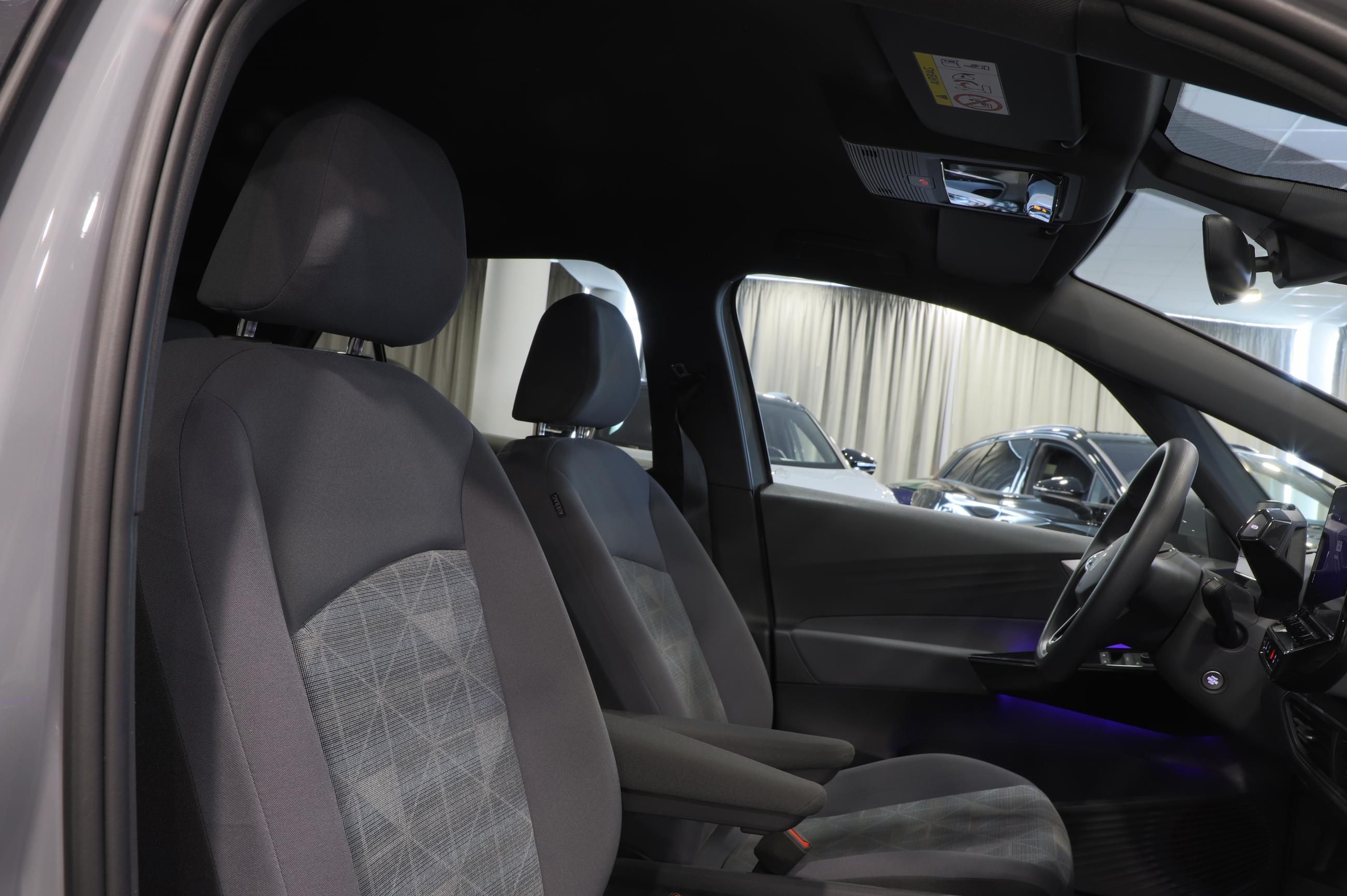 Volkswagen ID.3, Pro 150kW IQ.Lights  ALU 19" - fotka 6