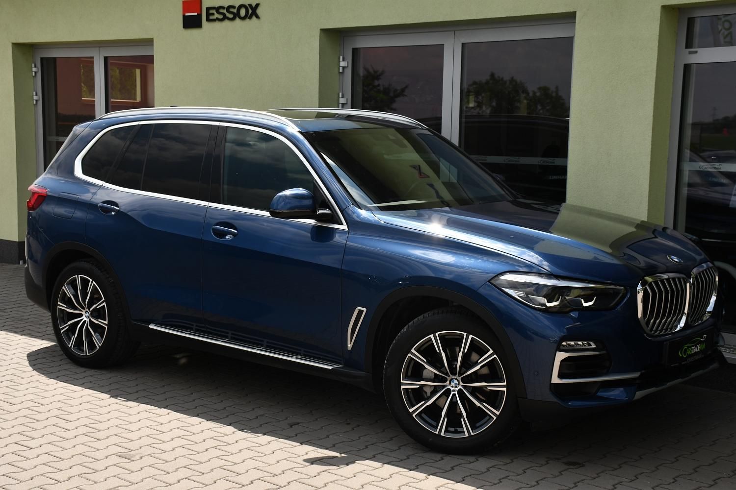 BMW X5, xDrive30d PANO TAŽNÉ 2XALU - fotka 2