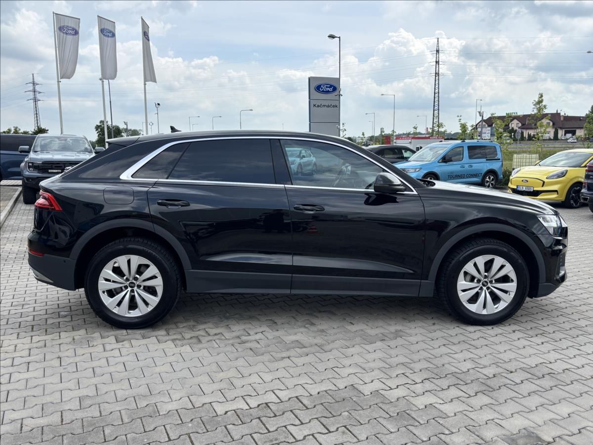 Audi Q8, 3,0 TFSI V6 Quattro 250kW - fotka 6