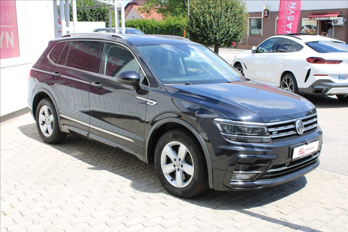 Volkswagen Tiguan Allspace, 2,0 TSI ALL 4M DSG R-LINE TOP - fotka 2