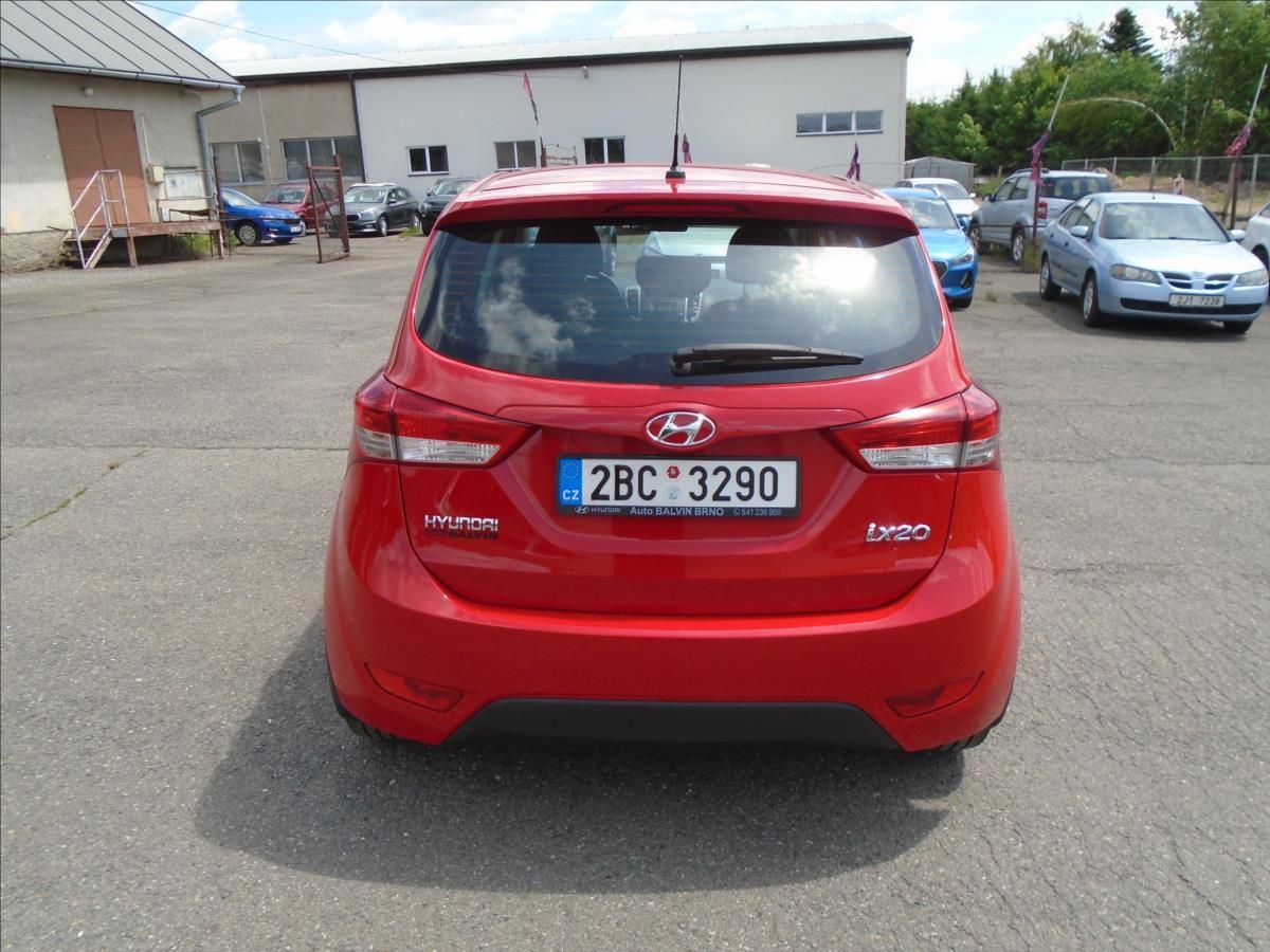 Hyundai ix20, 1,6 - fotka 3