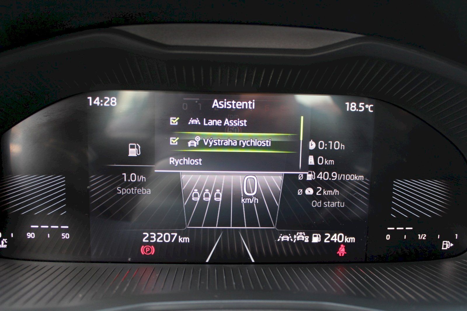 Škoda Scala, 1.0TSI/85kW Selection, Tažné - fotka 6