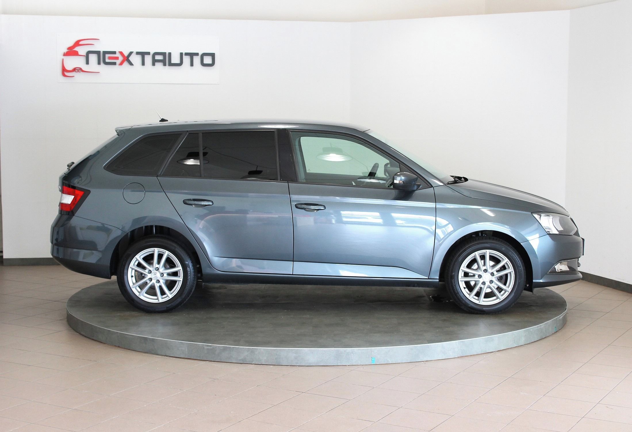 Škoda Fabia, 1.2 TSI 66kW AMBITION - fotka 6