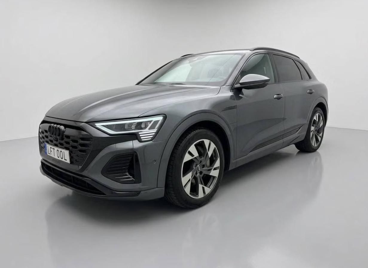 Audi Q8 e-tron, 55 Q 360k Matrix Panorama Taž.