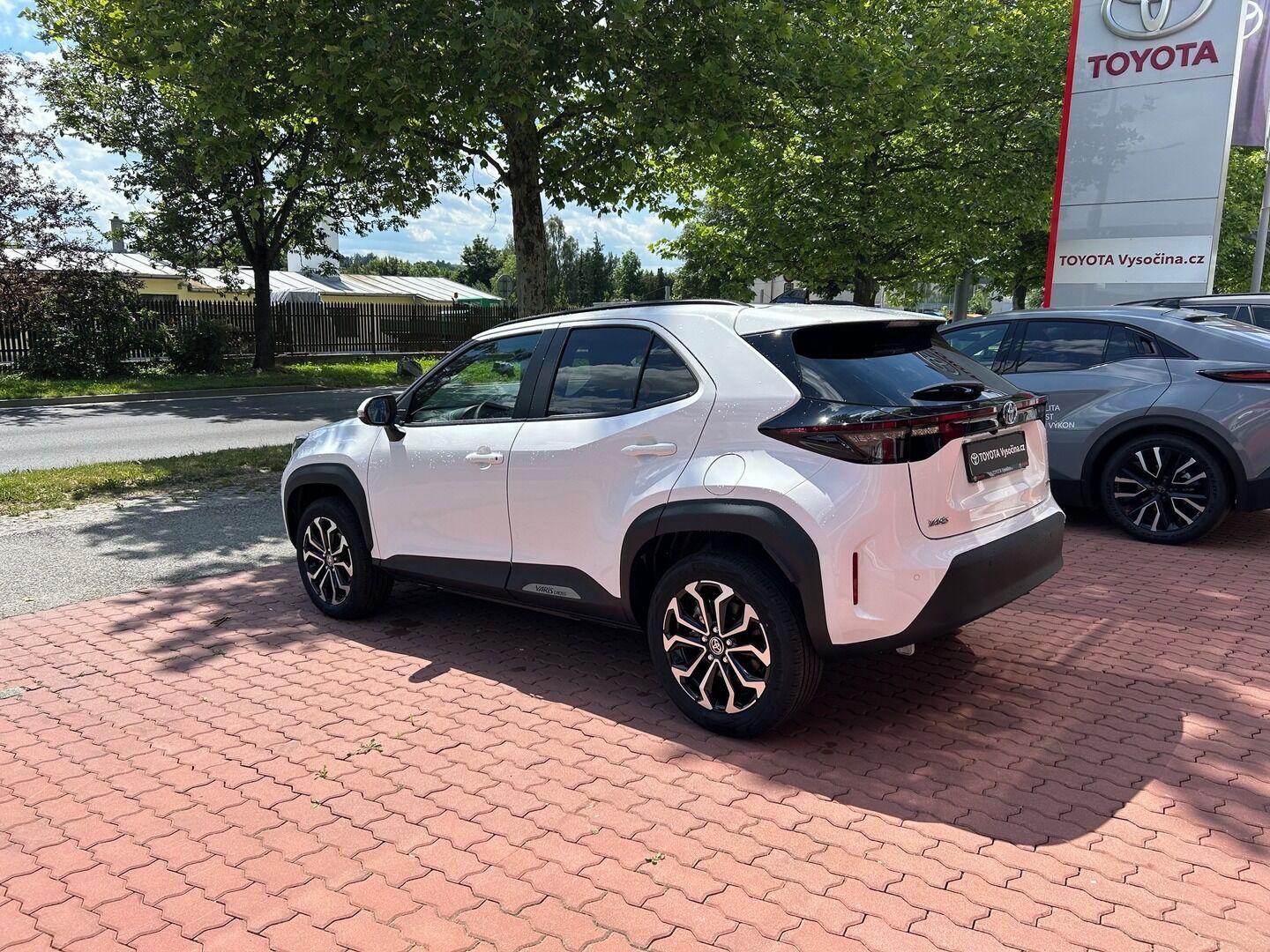 Toyota Yaris Cross, MY26 1,5  hybrid 130 koní - - fotka 3