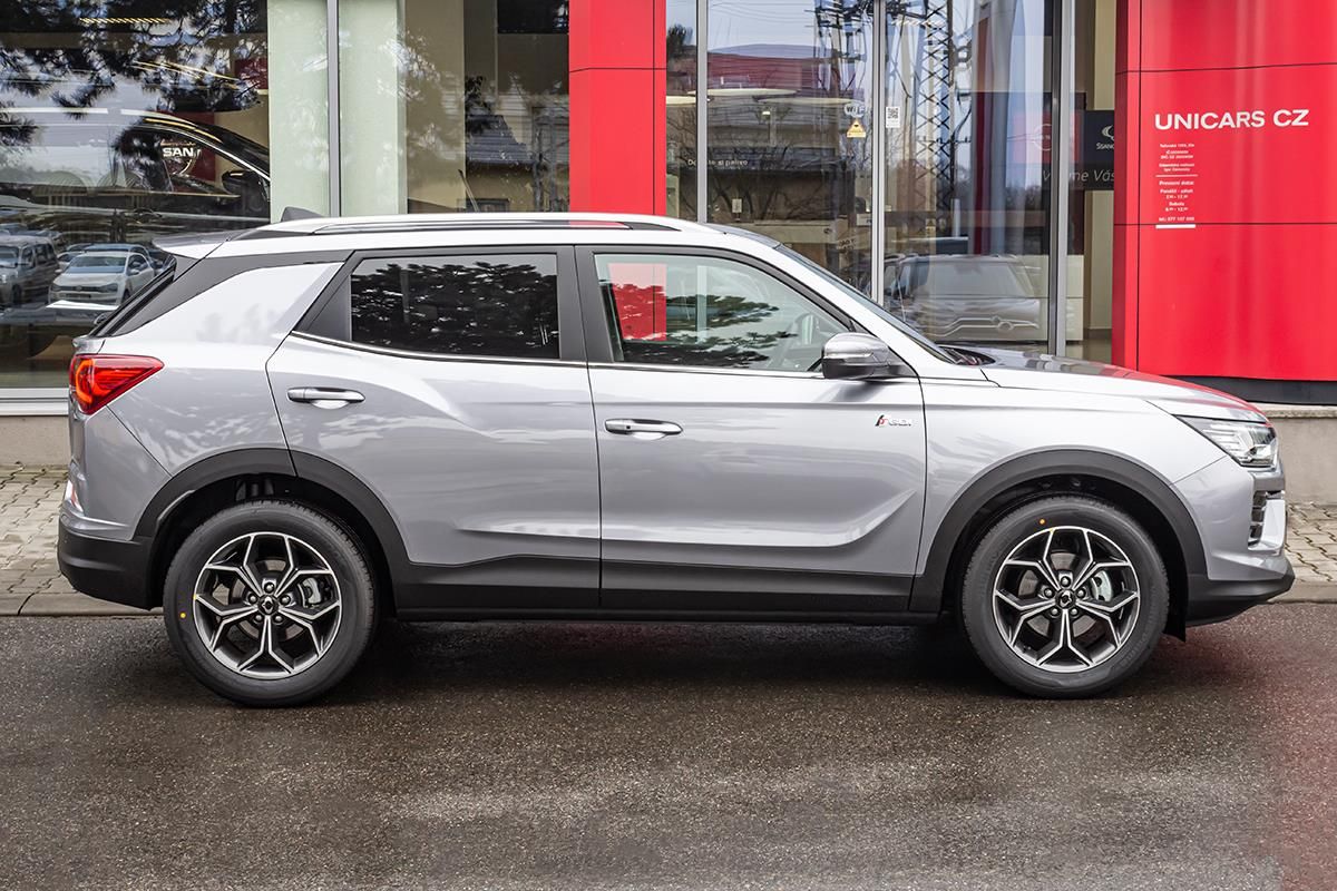 SsangYong Korando, 1,5 GDI AT 2WD STYLE+TECH+ACC - fotka 4