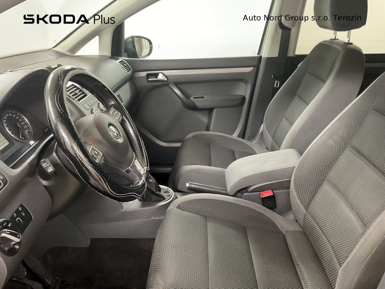 Volkswagen Touran, 2.0 TDI DPF Comfortline - fotka 5